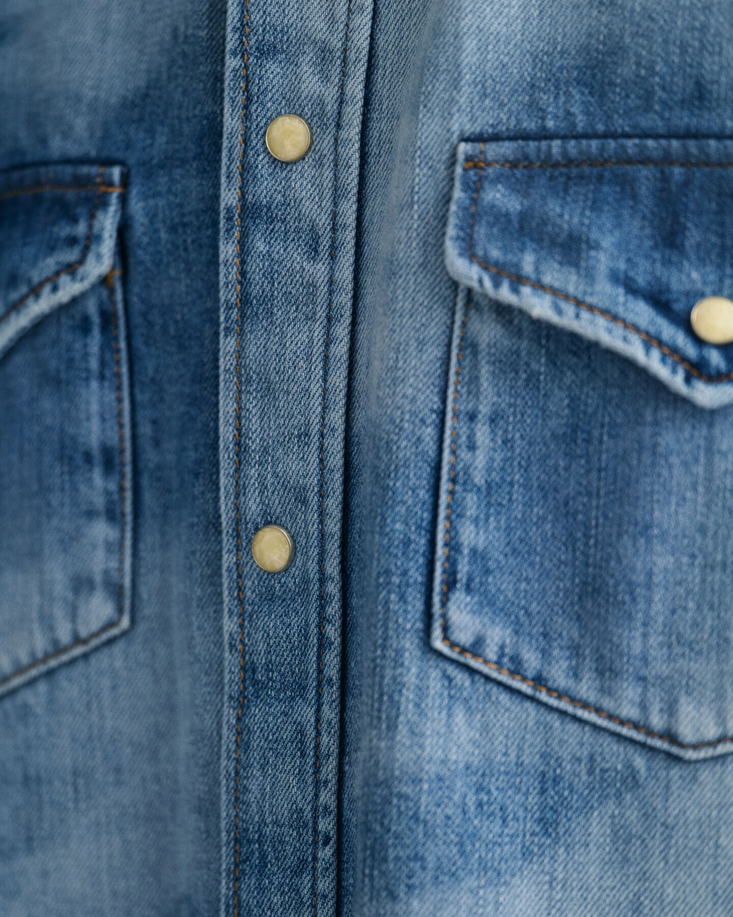 Relaxed fit blekt westernskjorta