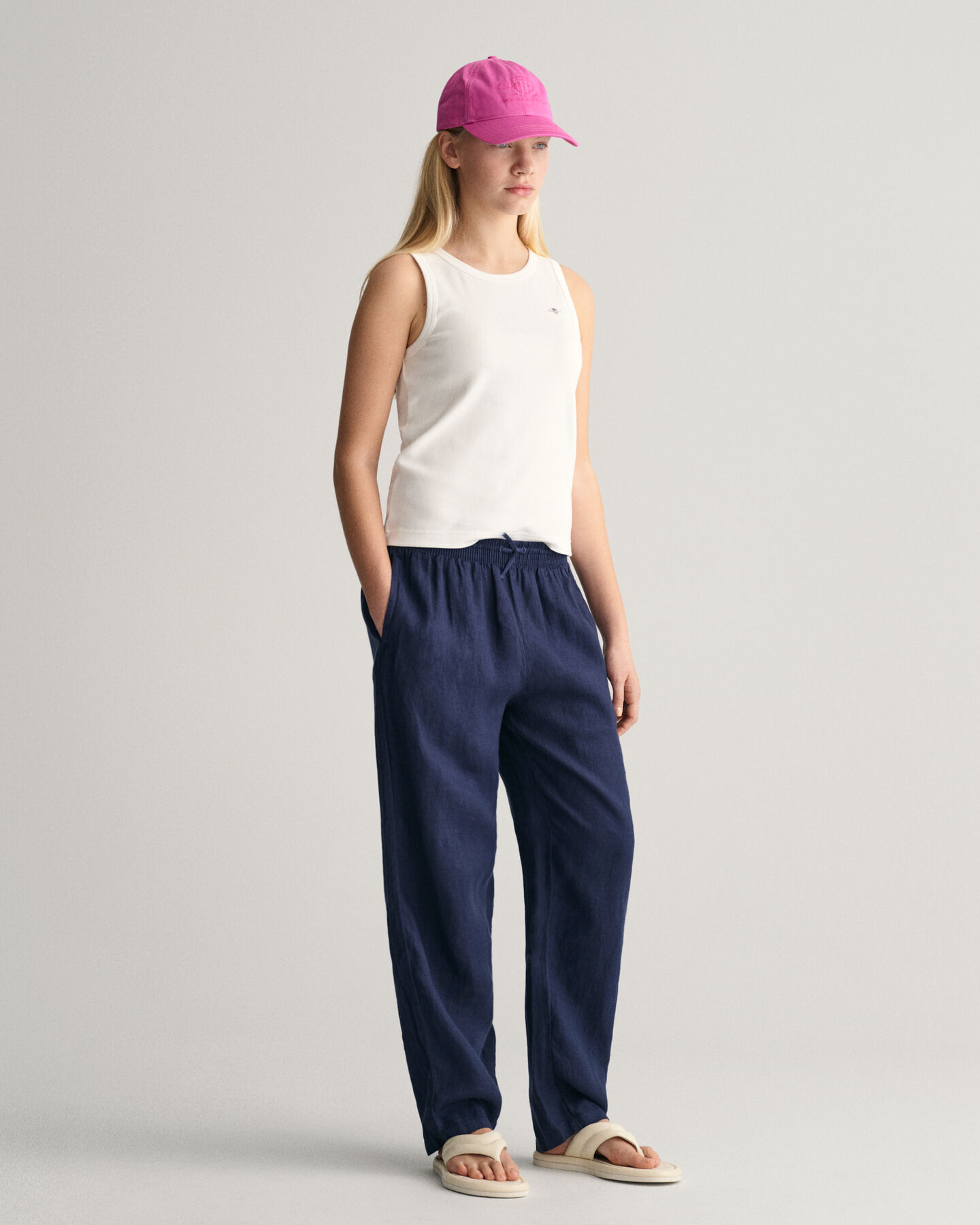 Teen Boys linne med sk&ouml;ldemblem