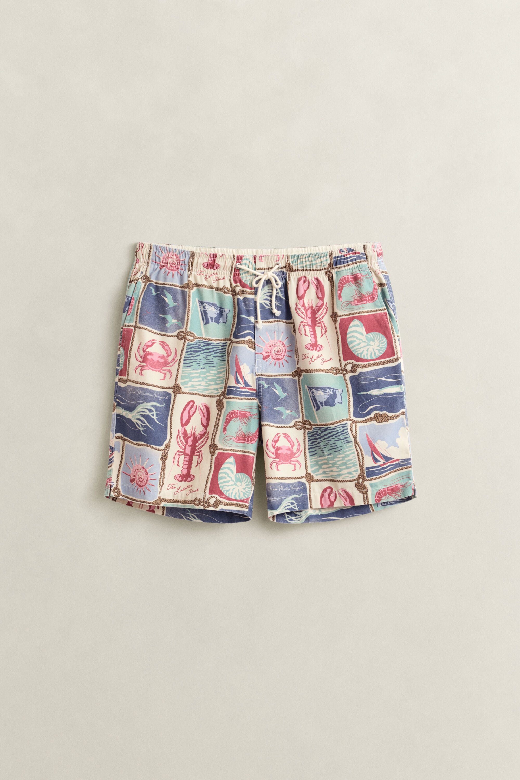 Shorts med marin känsla
