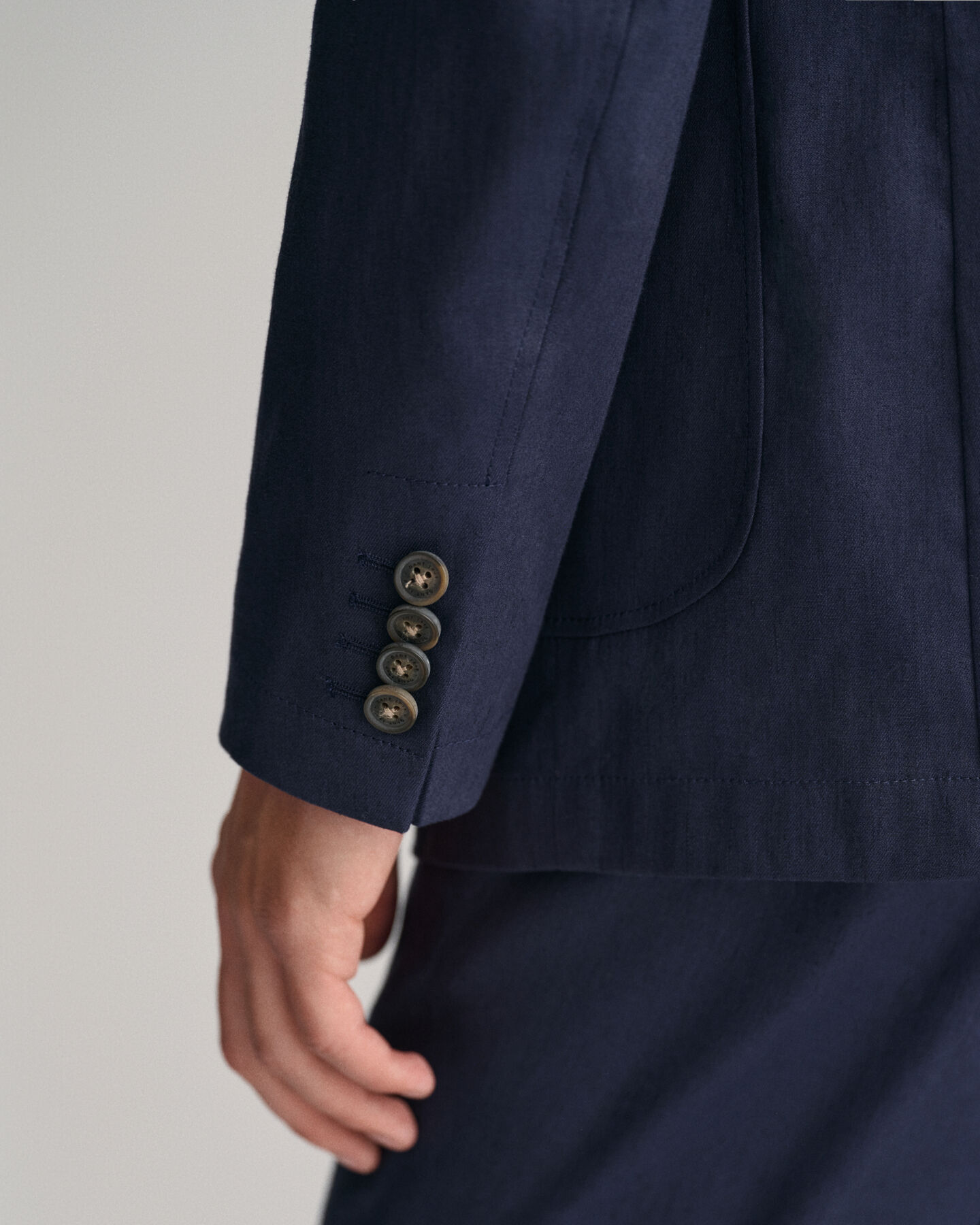 Kostymkavaj i bomull och linne