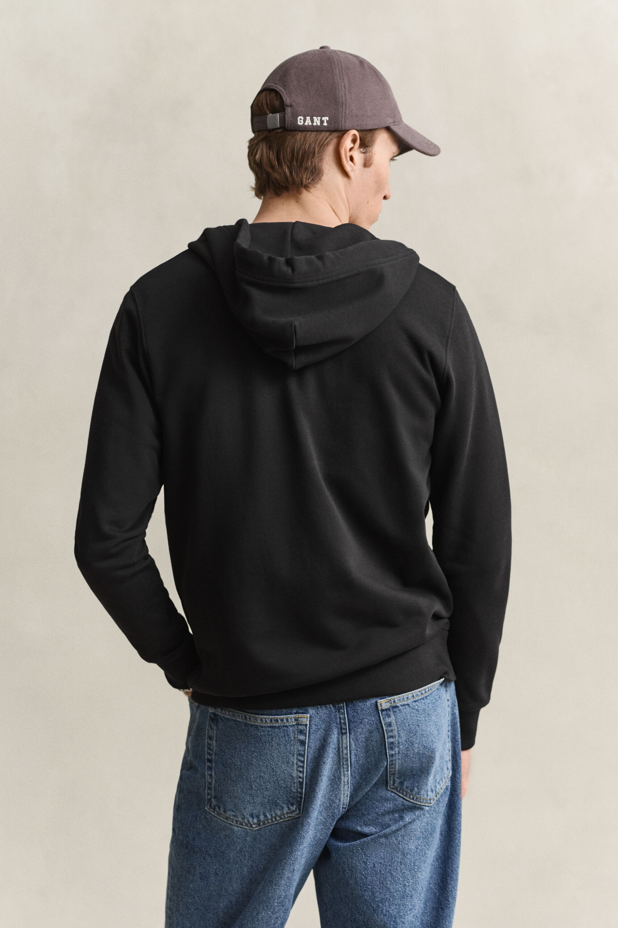 Shield hoodie med dragkedja