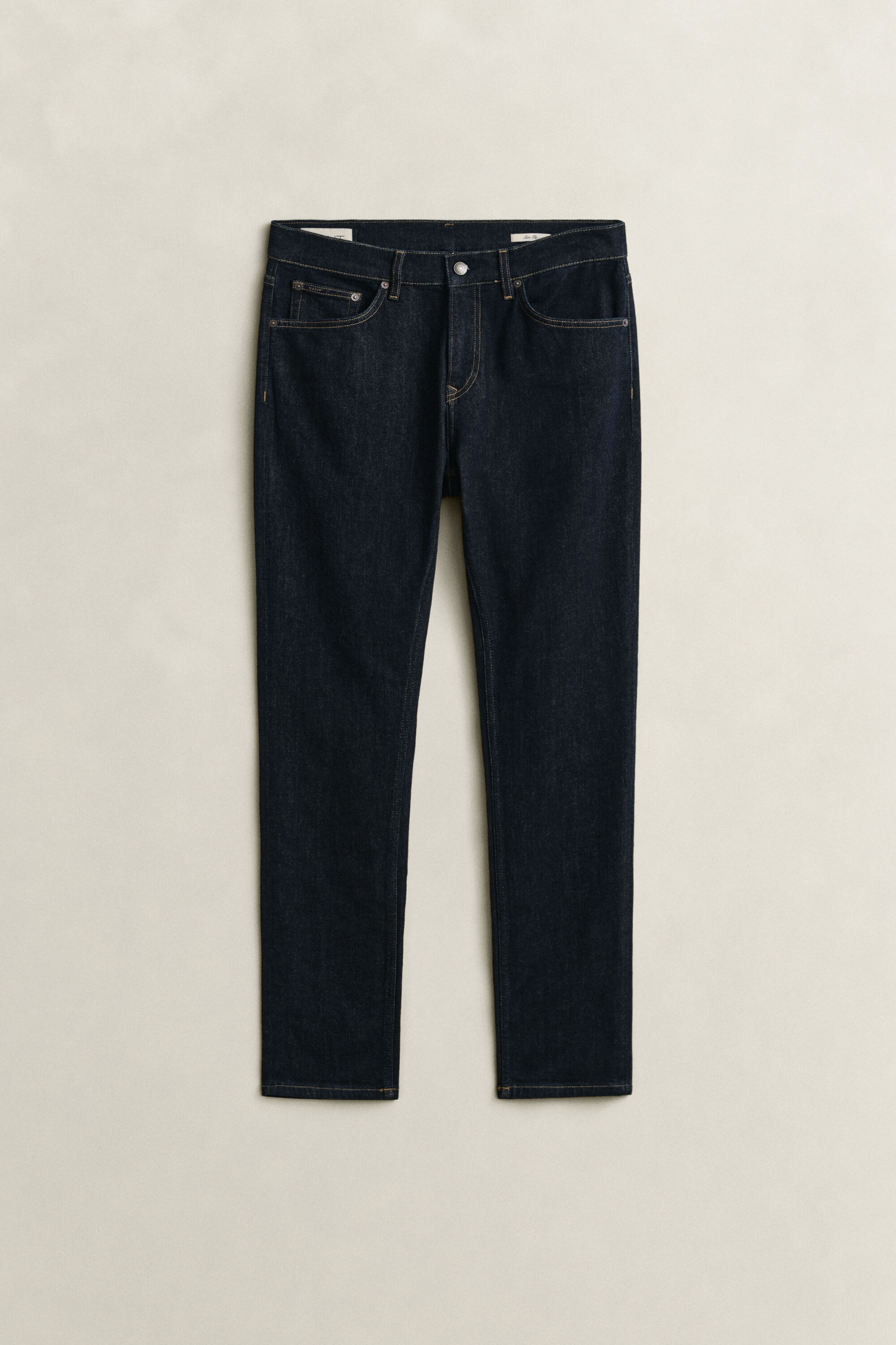 Slim fit jeans i stilren tvätt