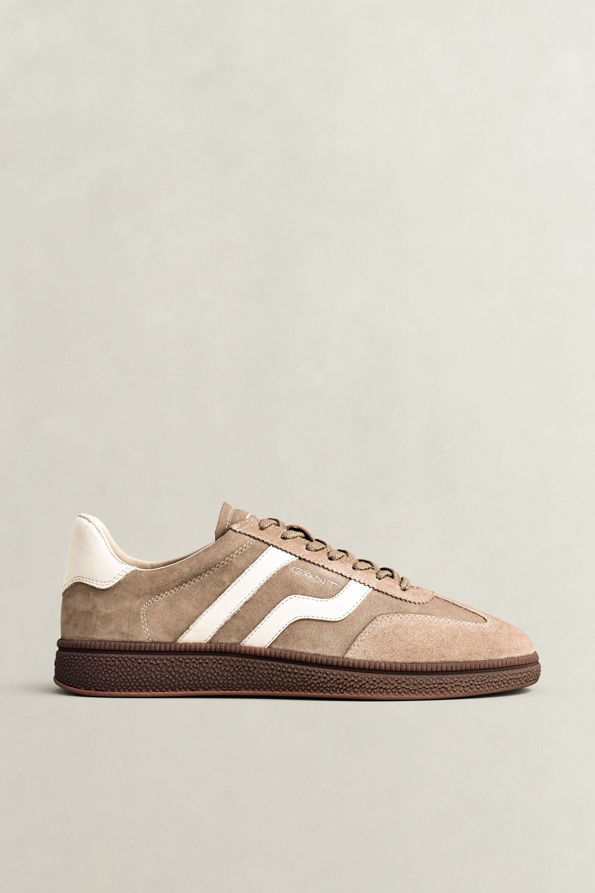Cuzmo sneakers i mocka