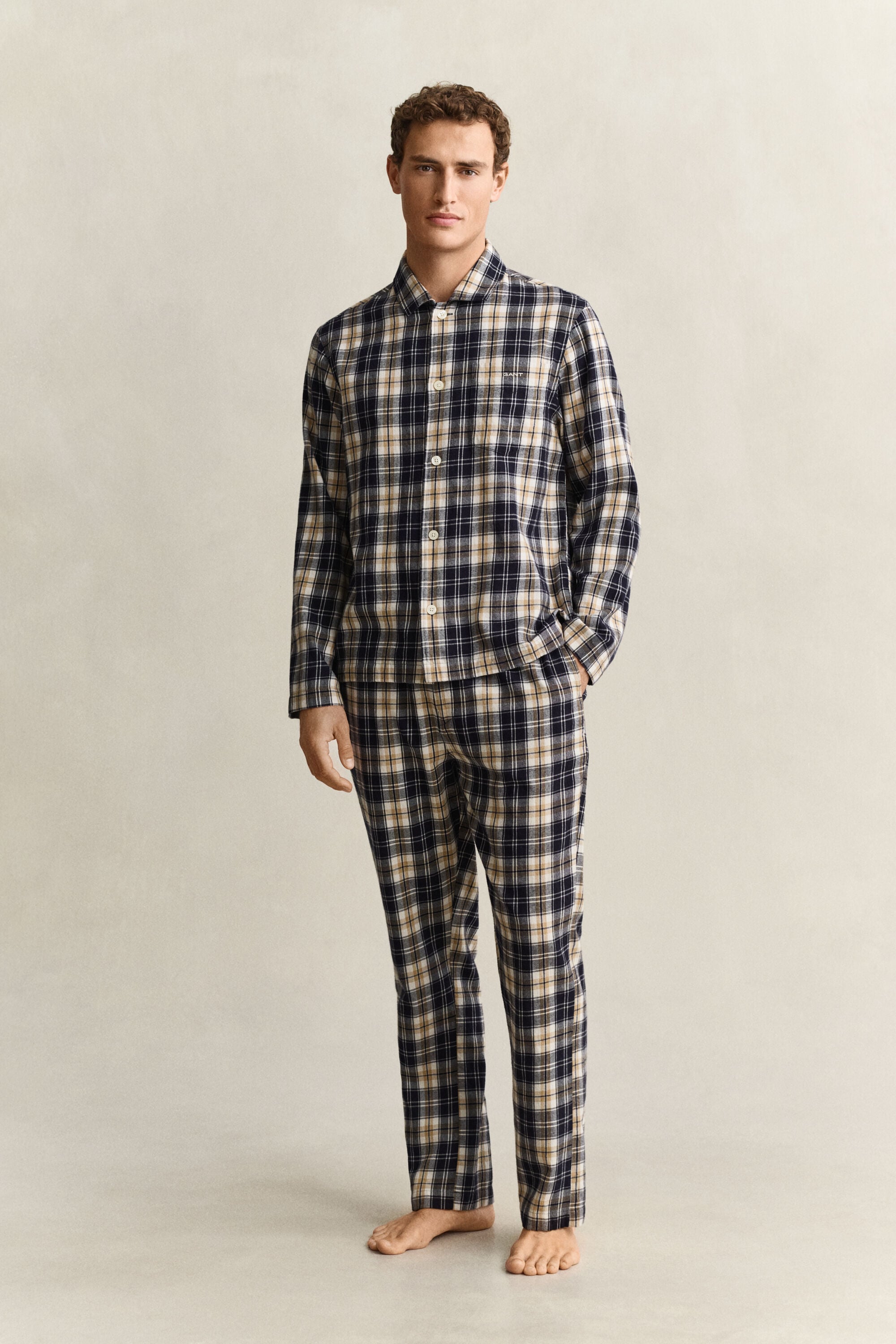 Rutigt pyjamasset