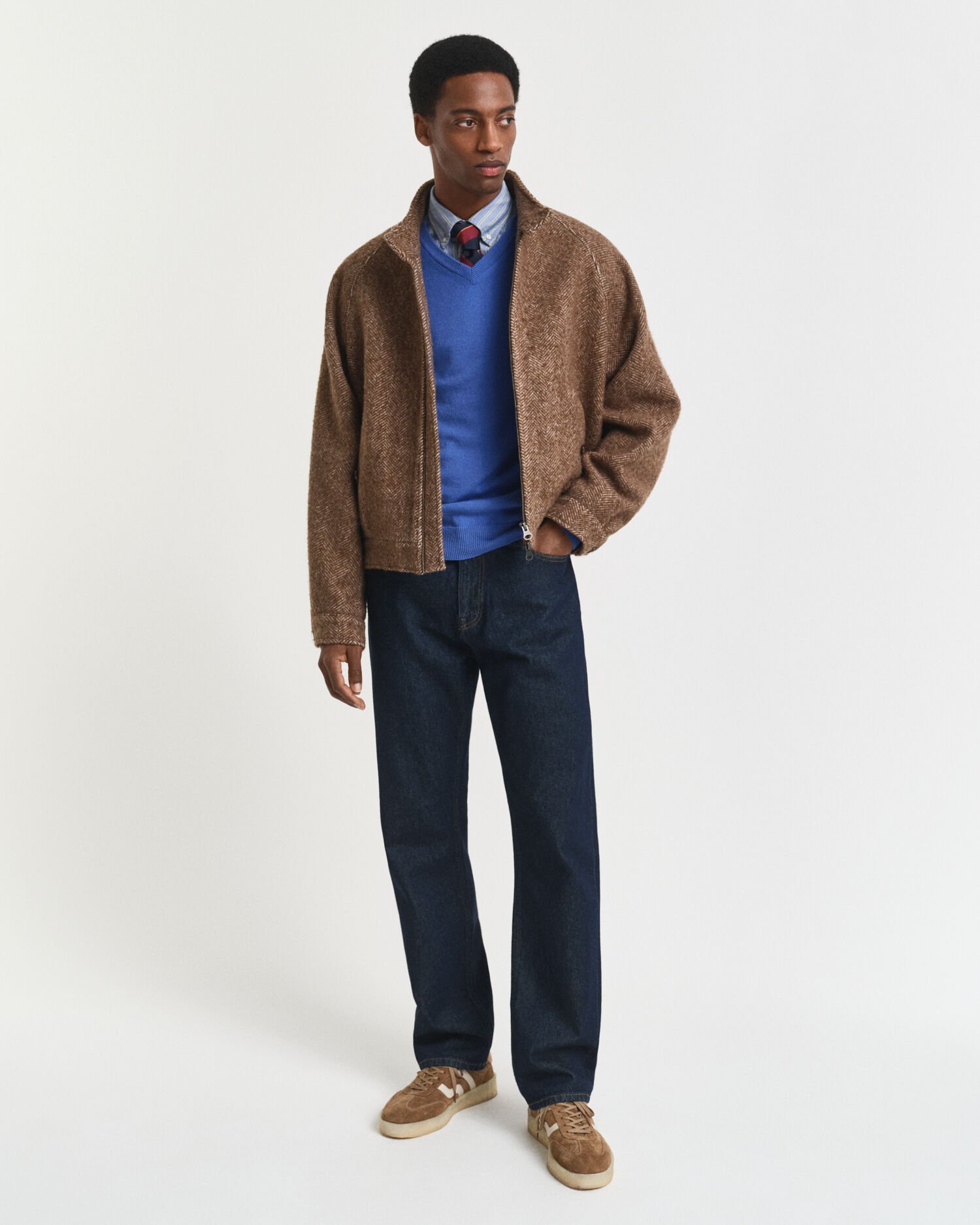 V-ringad tröja i superfin lammull