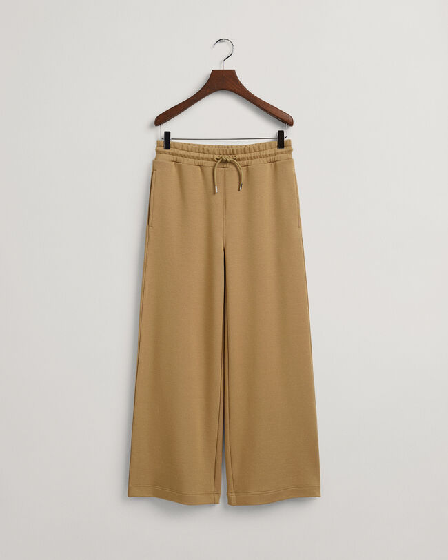 Utställda sweatpants