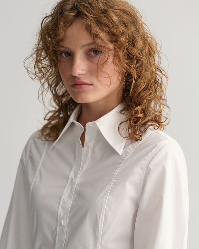 Regular fit skjorta med insnitt