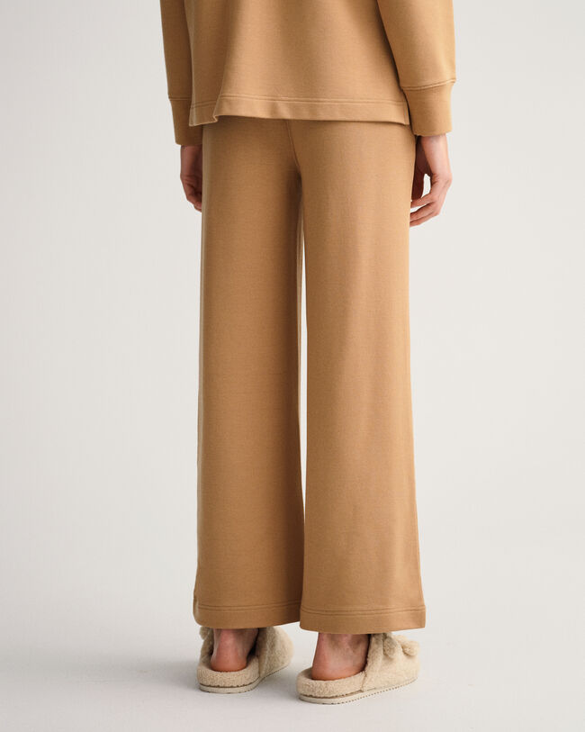 Utställda sweatpants