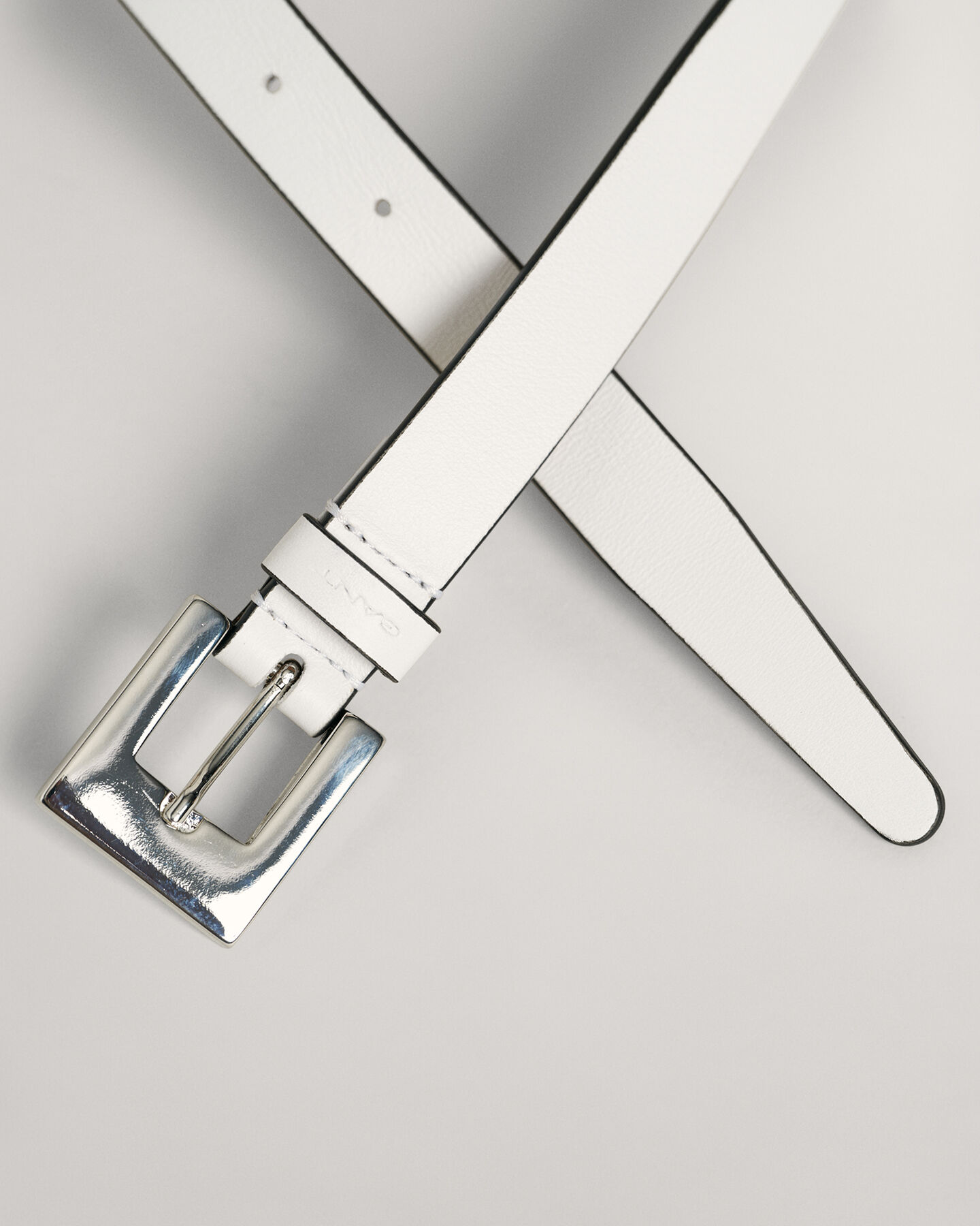 Smalt b&auml;lte med fyrkantigt sp&auml;nne