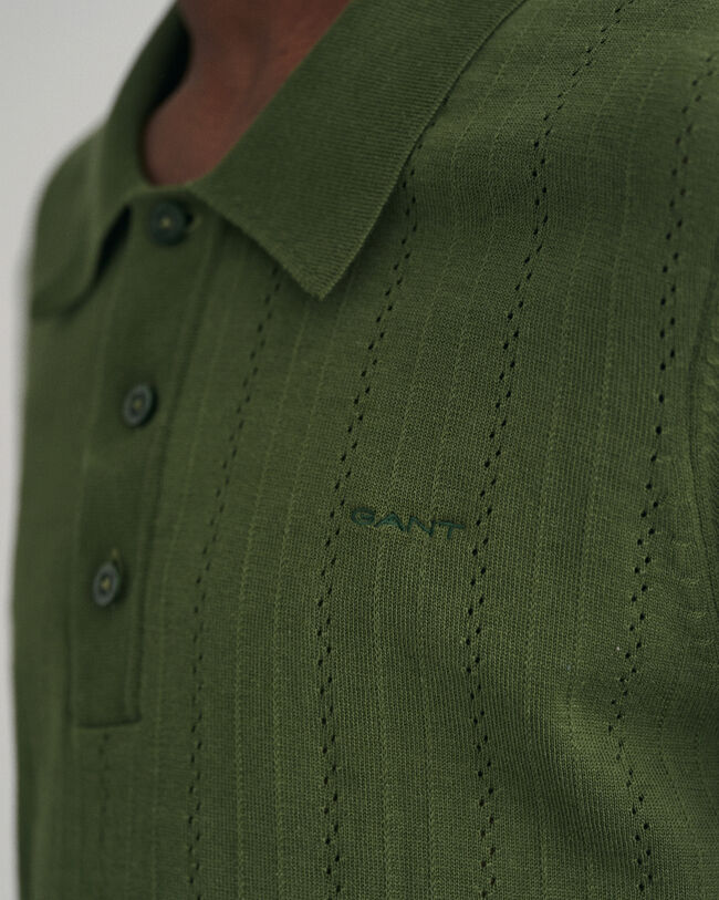 Pik&eacute;tr&ouml;ja med pointelle-struktur