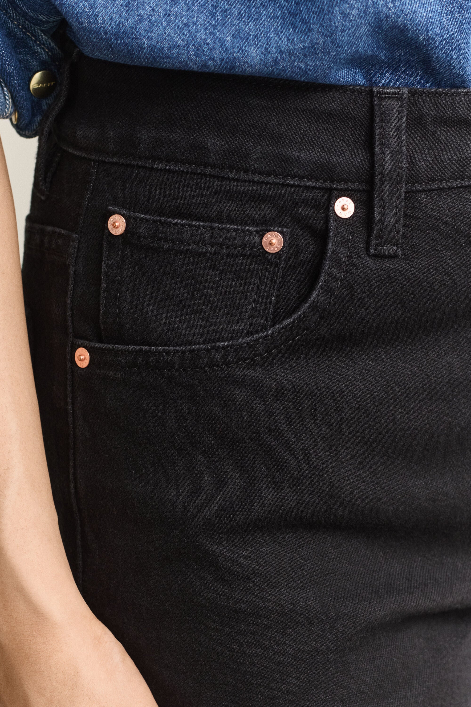 Slim fit jeans med hög midja