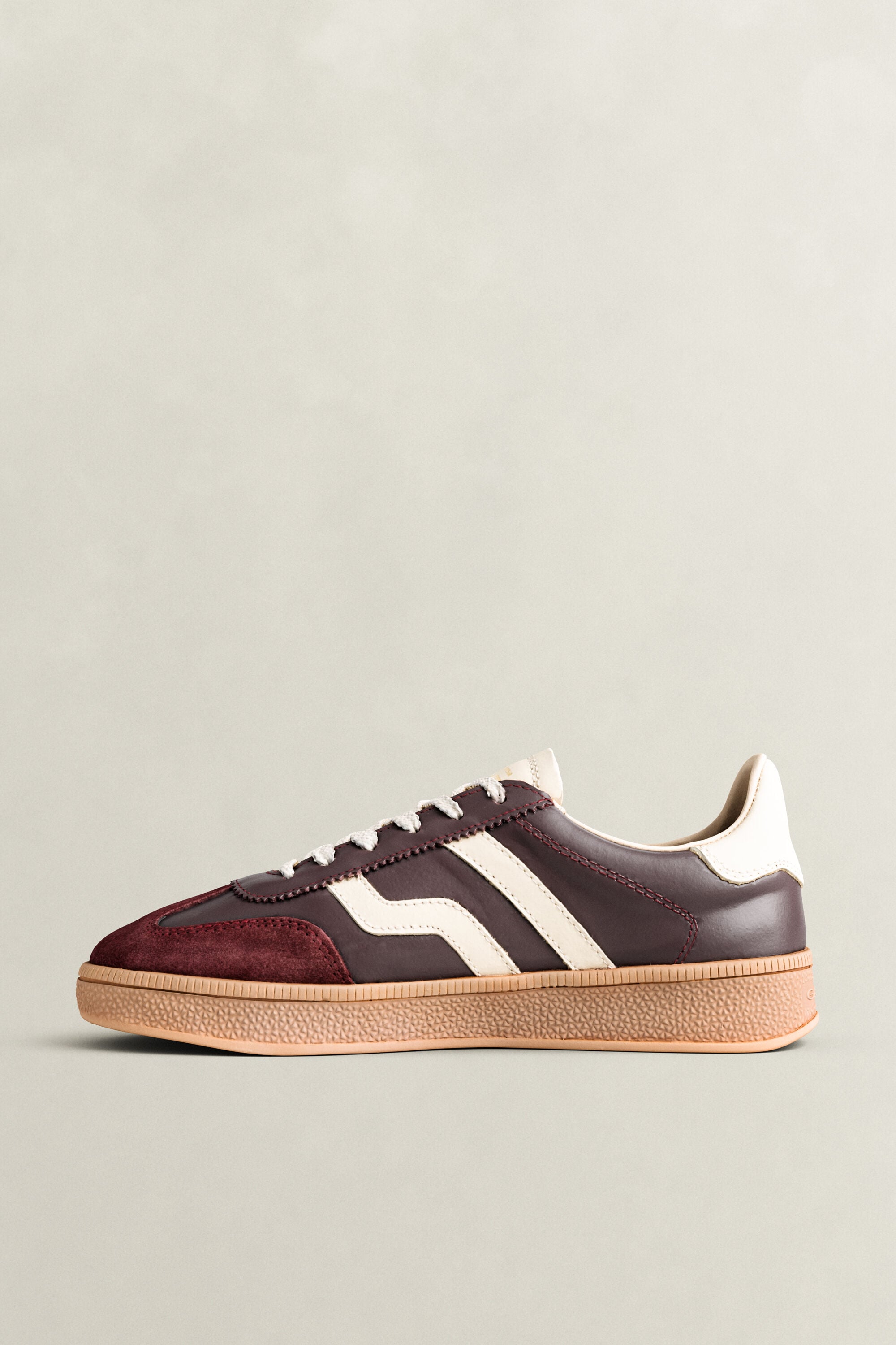Cuzima sneakers i mocka och läder