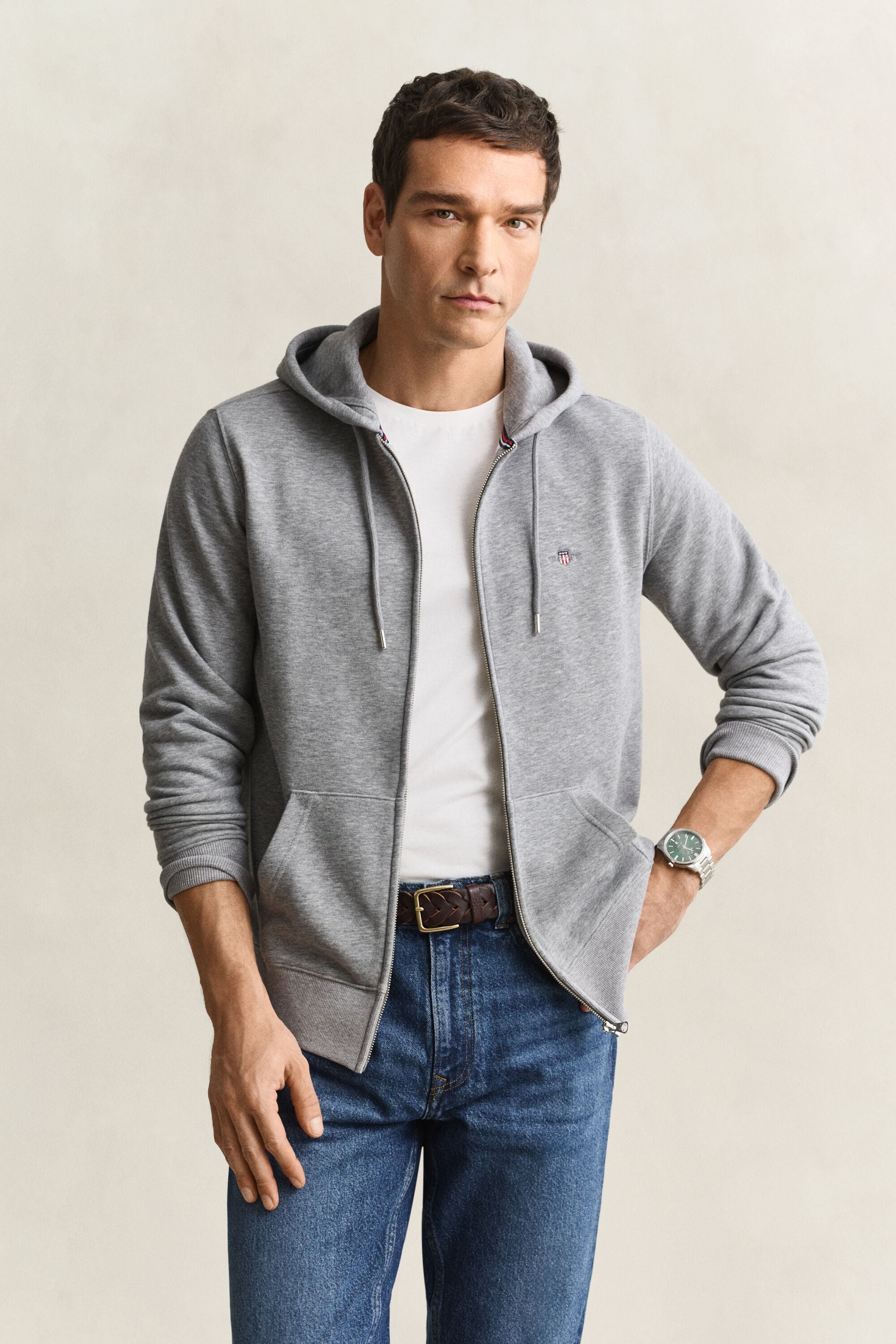 Shield hoodie med dragkedja