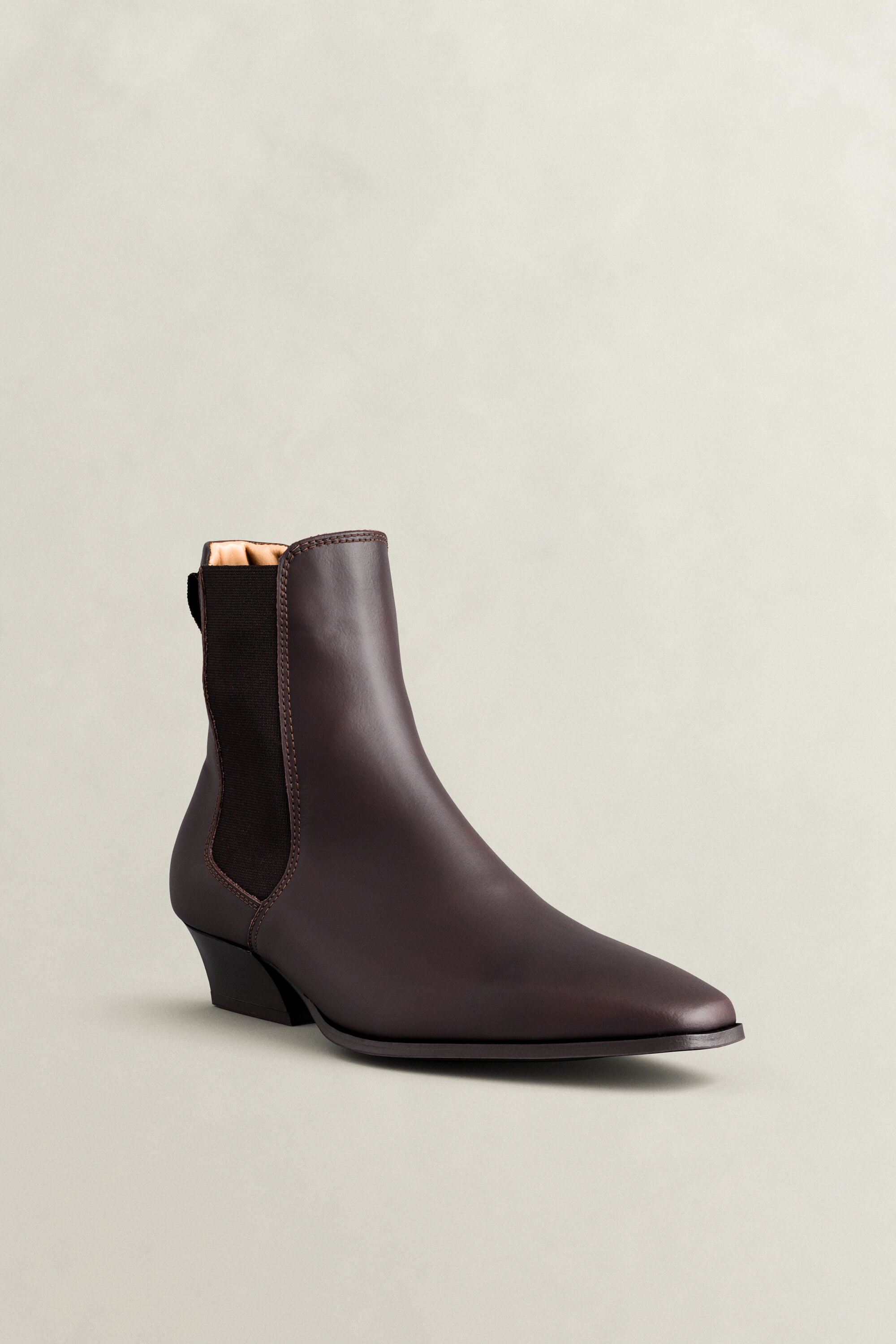 Bassotte chelseaboots i läder