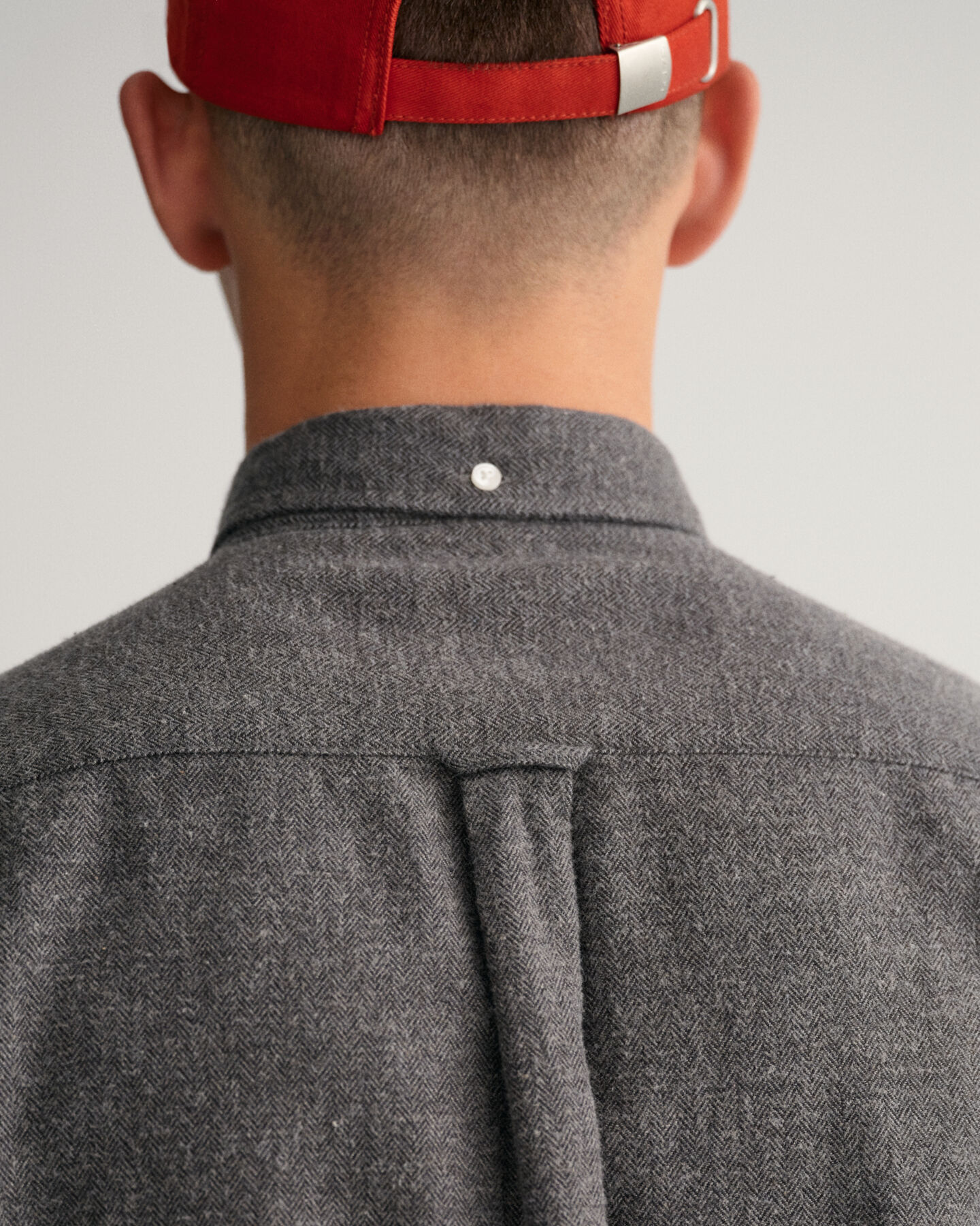 Regular fit fiskbensmönstrad skjorta