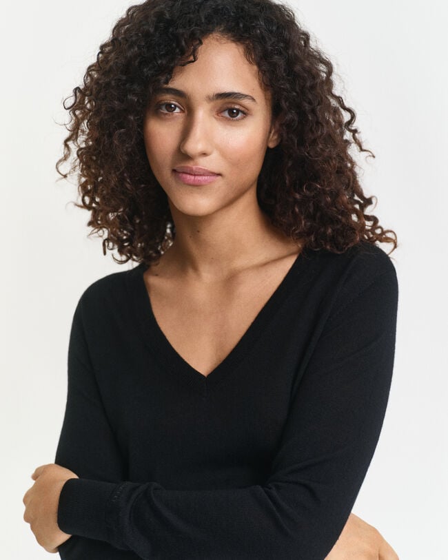 V-ringad tröja i extra fin merinoull