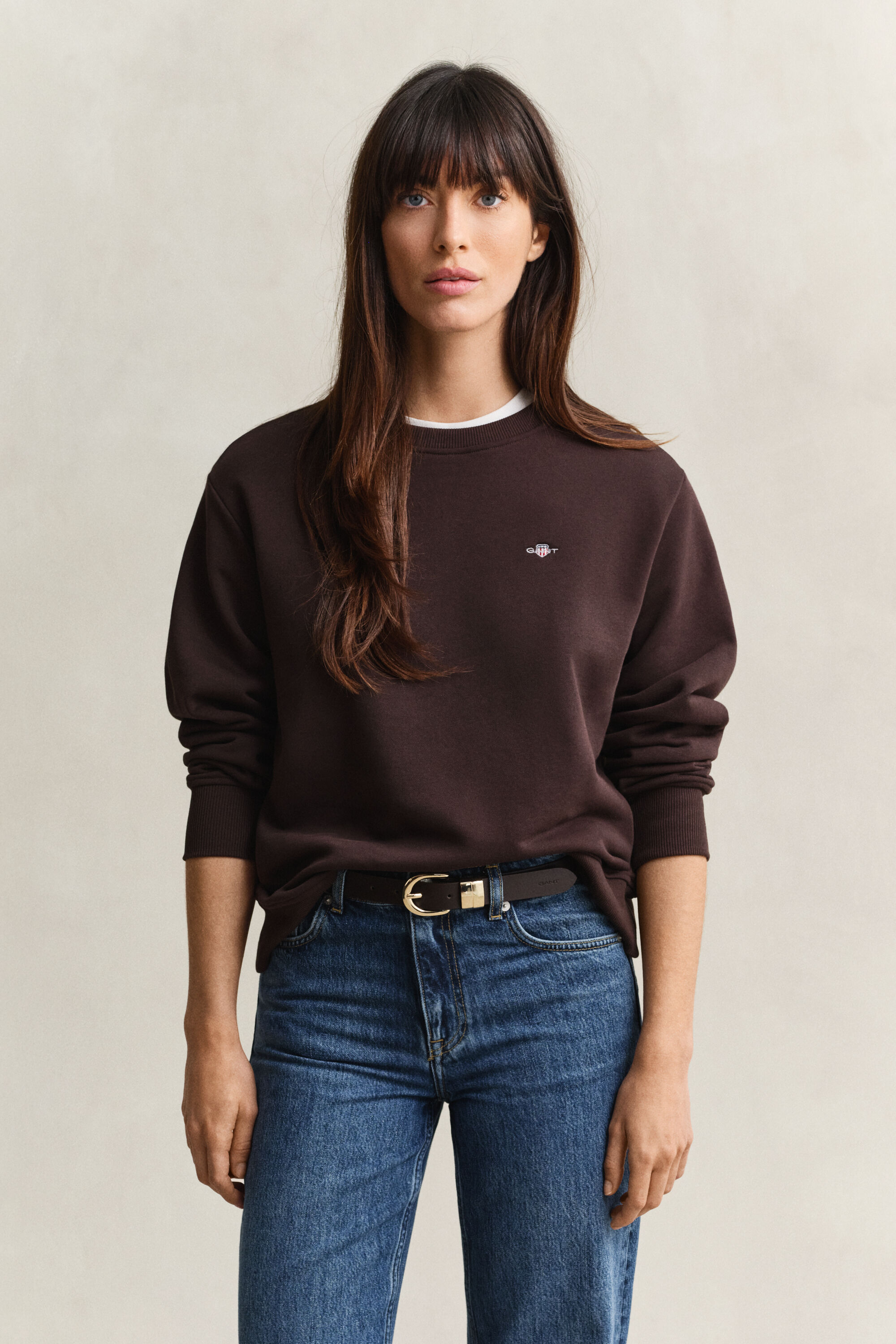 Sweatshirt med sköldemblem
