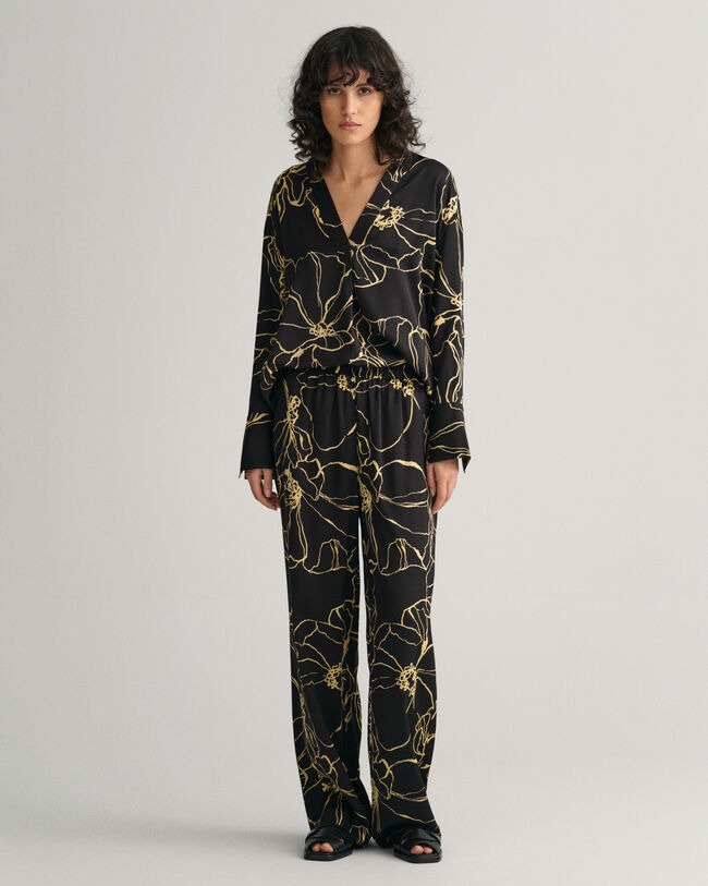 Line Drawing dra-p&aring;-byxor