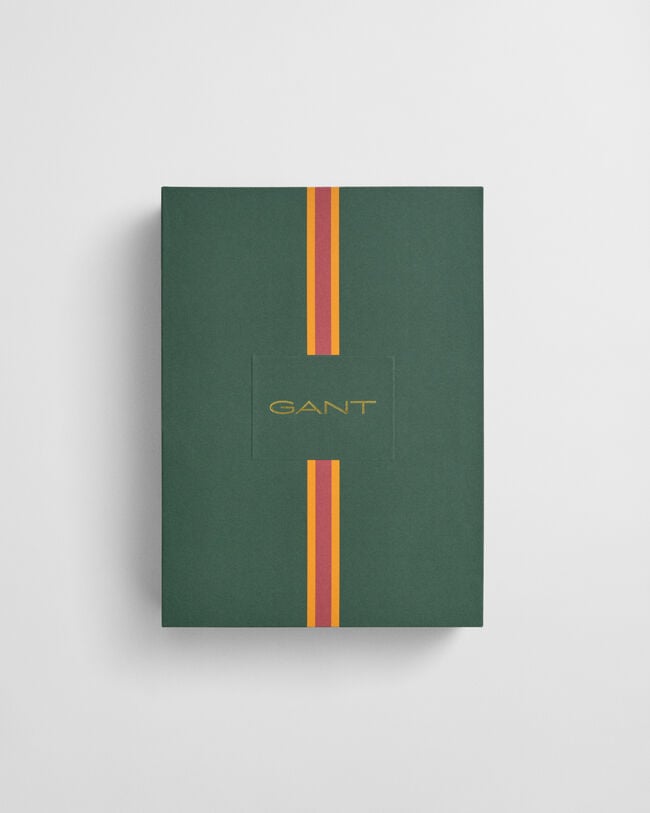 Gåvoset med mössa och halsduk med text