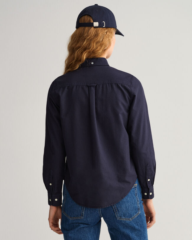 Regular fit plaggf&auml;rgad oxfordskjorta