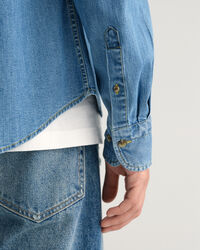 Slim fit denimskjorta