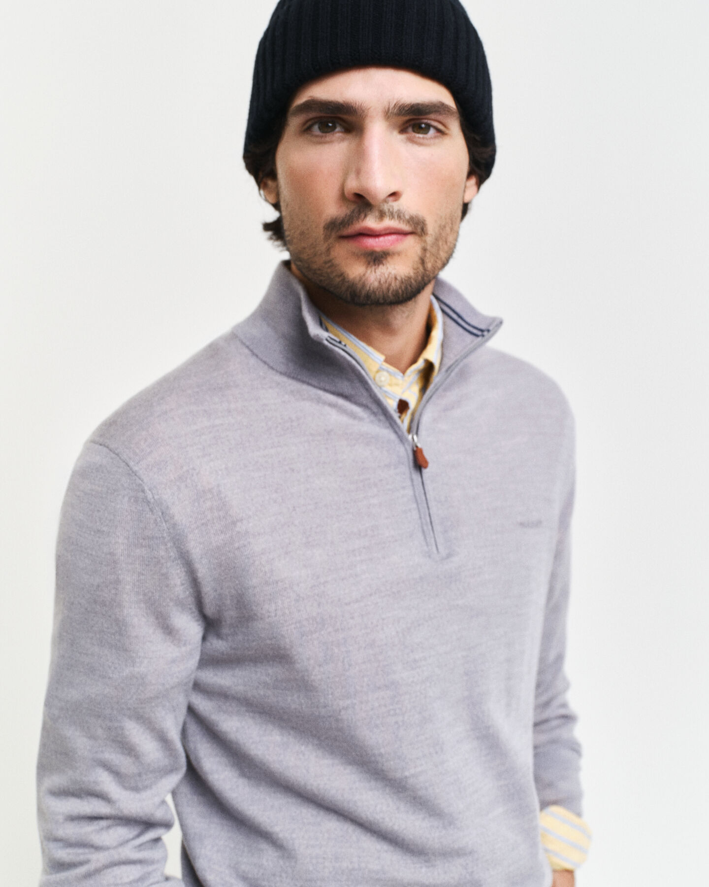 Tr&ouml;ja med halv dragkedja i extra fin merinoull