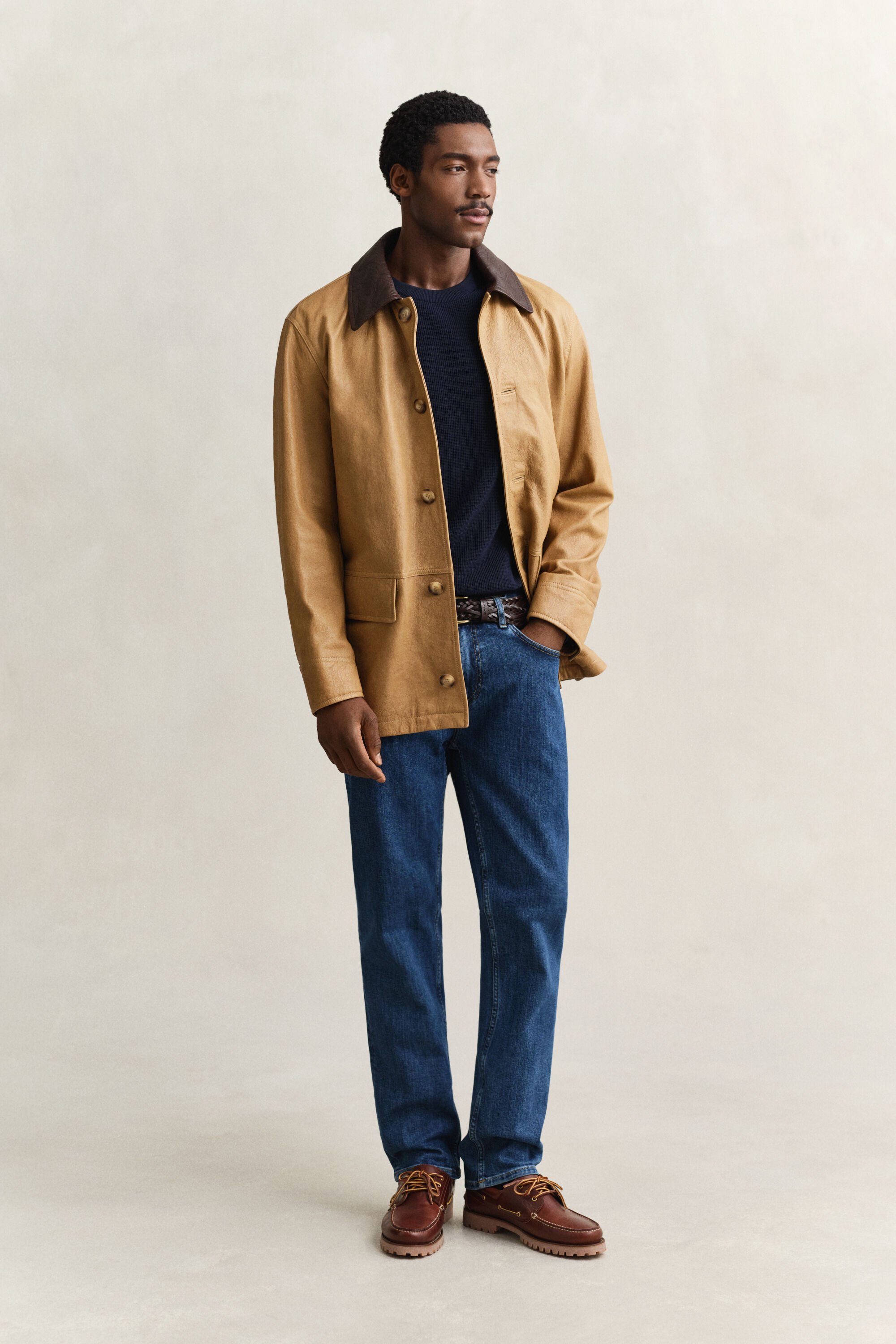 Rundhalsad bomullströja med struktur