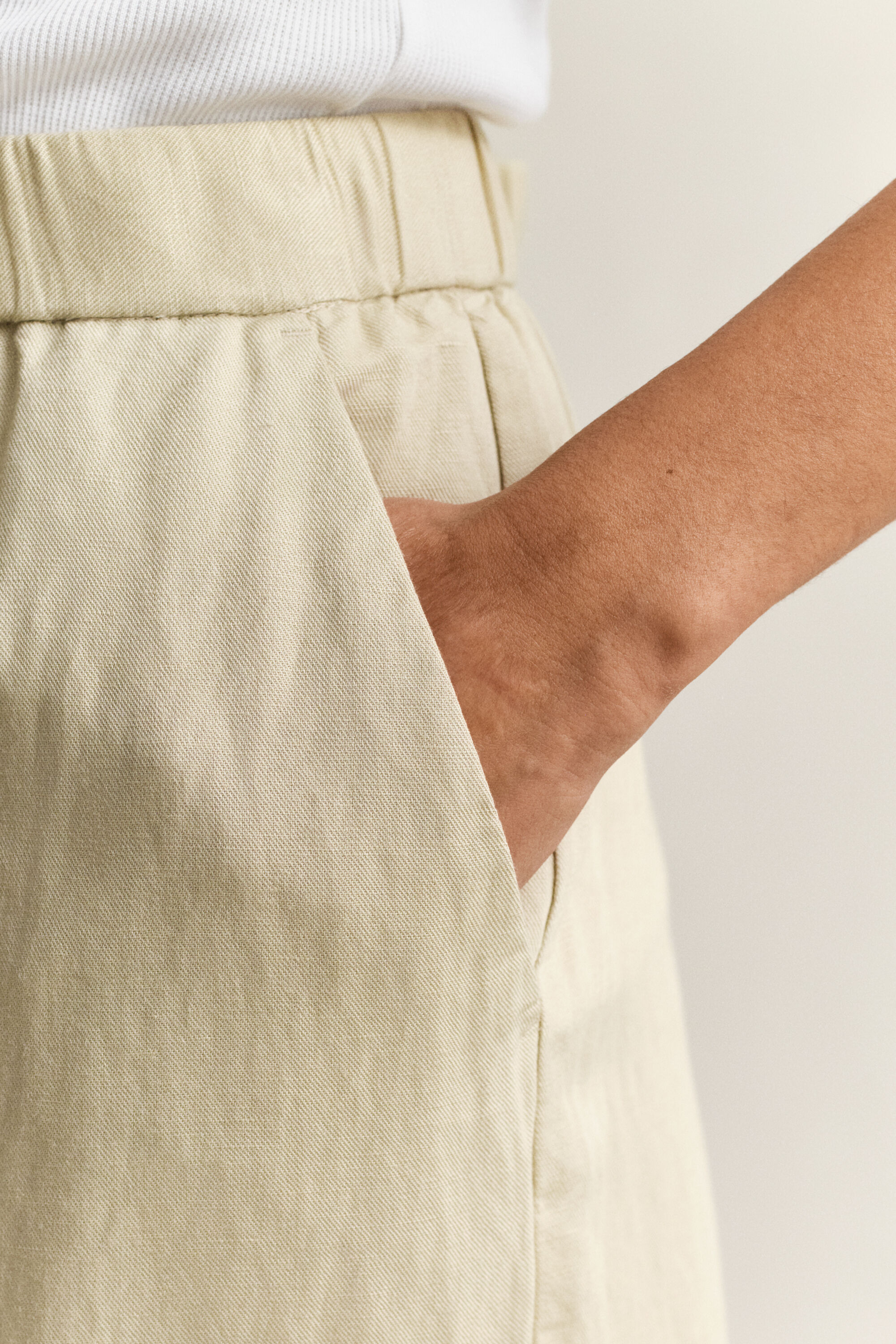 Byxor i linneblandning