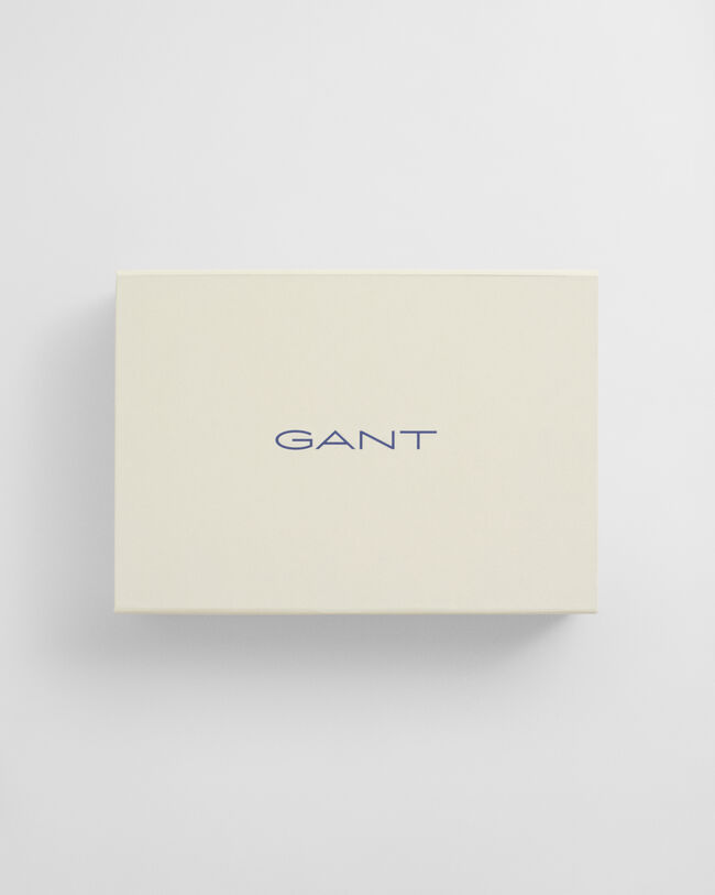 Gåvoset med babyfilt och mössa