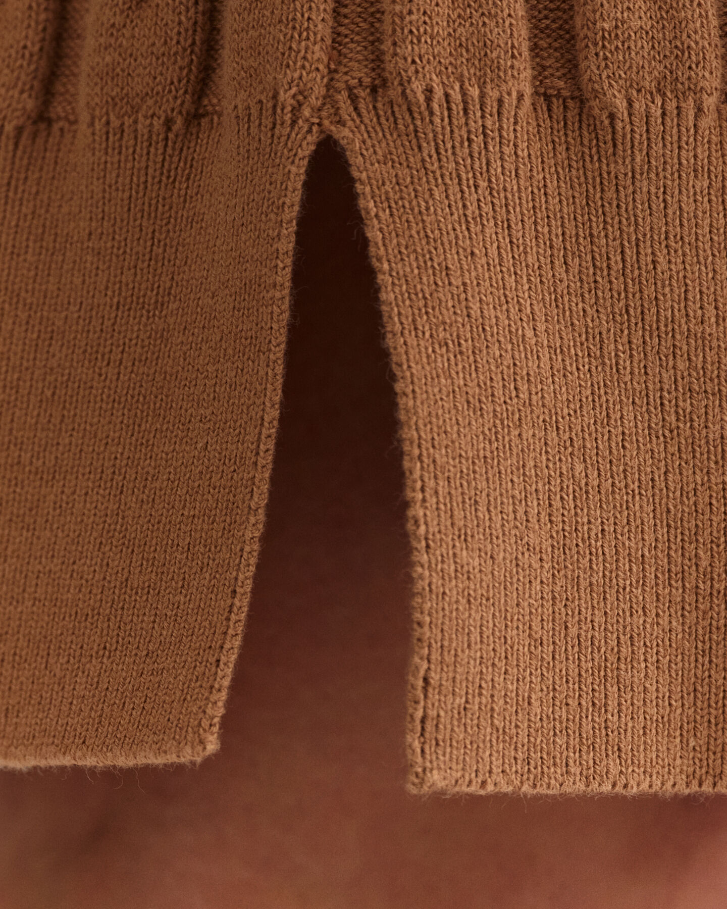 Kabelstickad kl&auml;nning