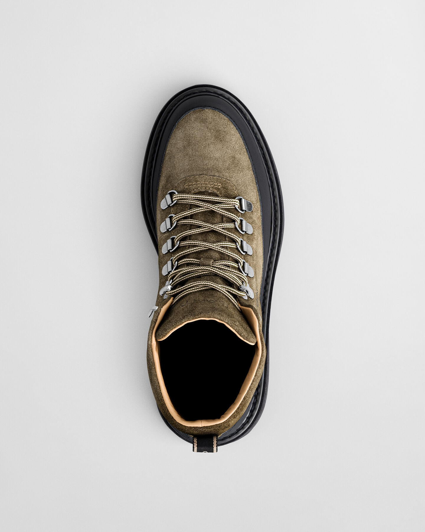 Hillprep medelhöga boots i mocka