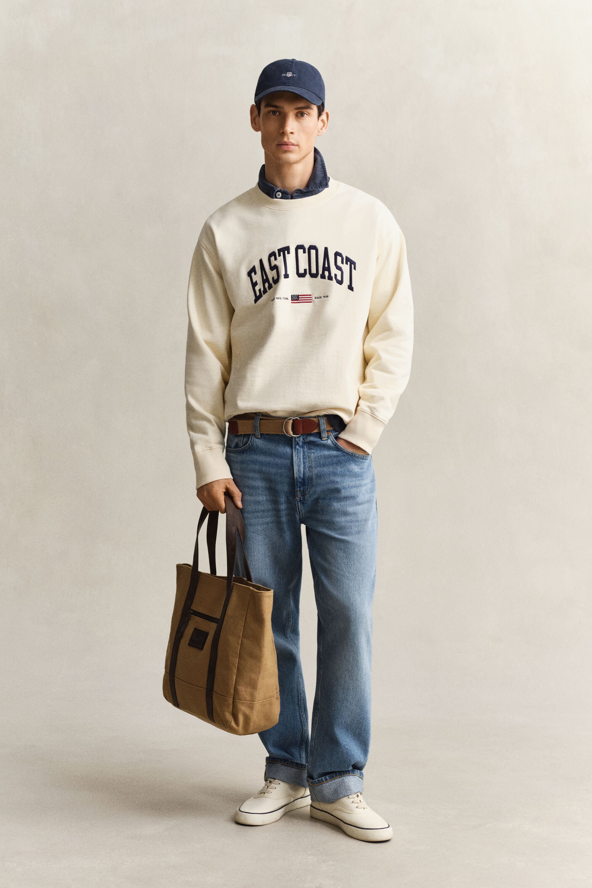 Sweatshirt med spraymotiv