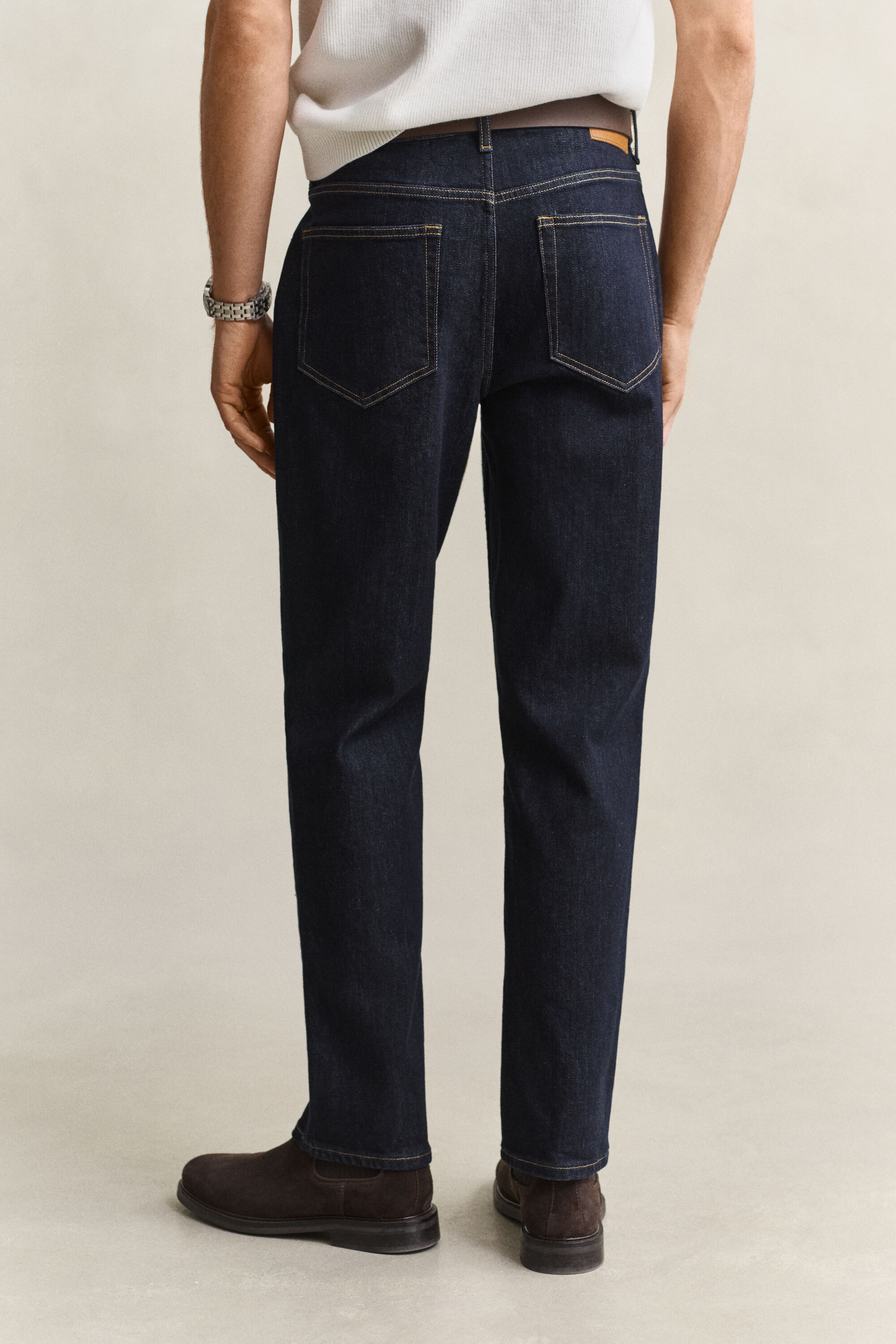 Regular fit jeans i stilren tvätt