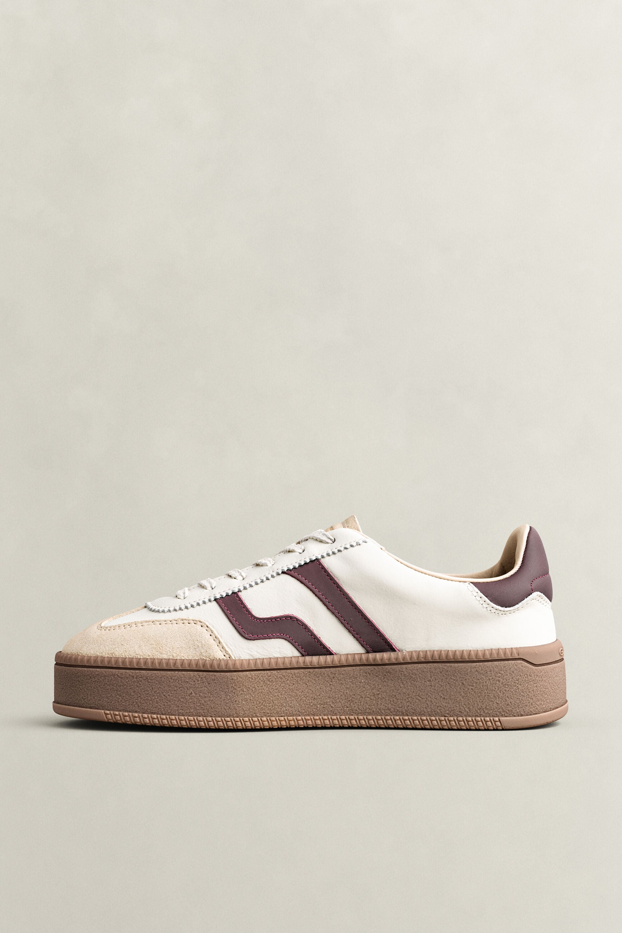 Cuzmani sneakers i läder