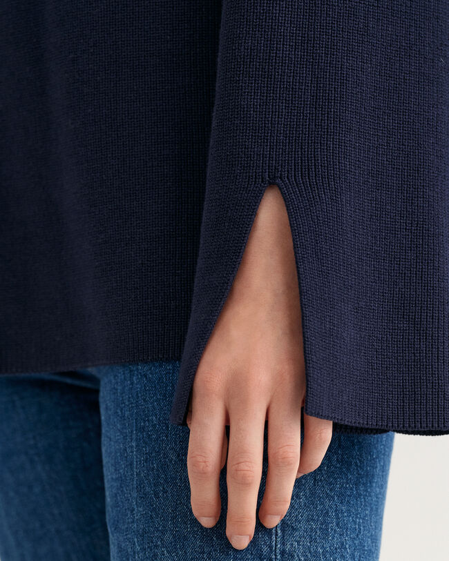 Ribbstickad tröja med ståkrage