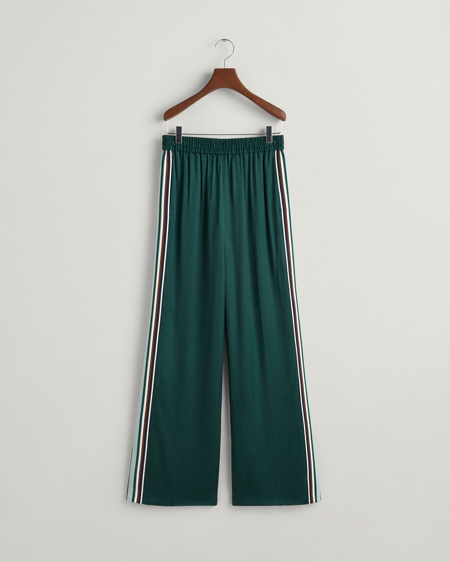 Relaxed fit randiga dra-på-byxor