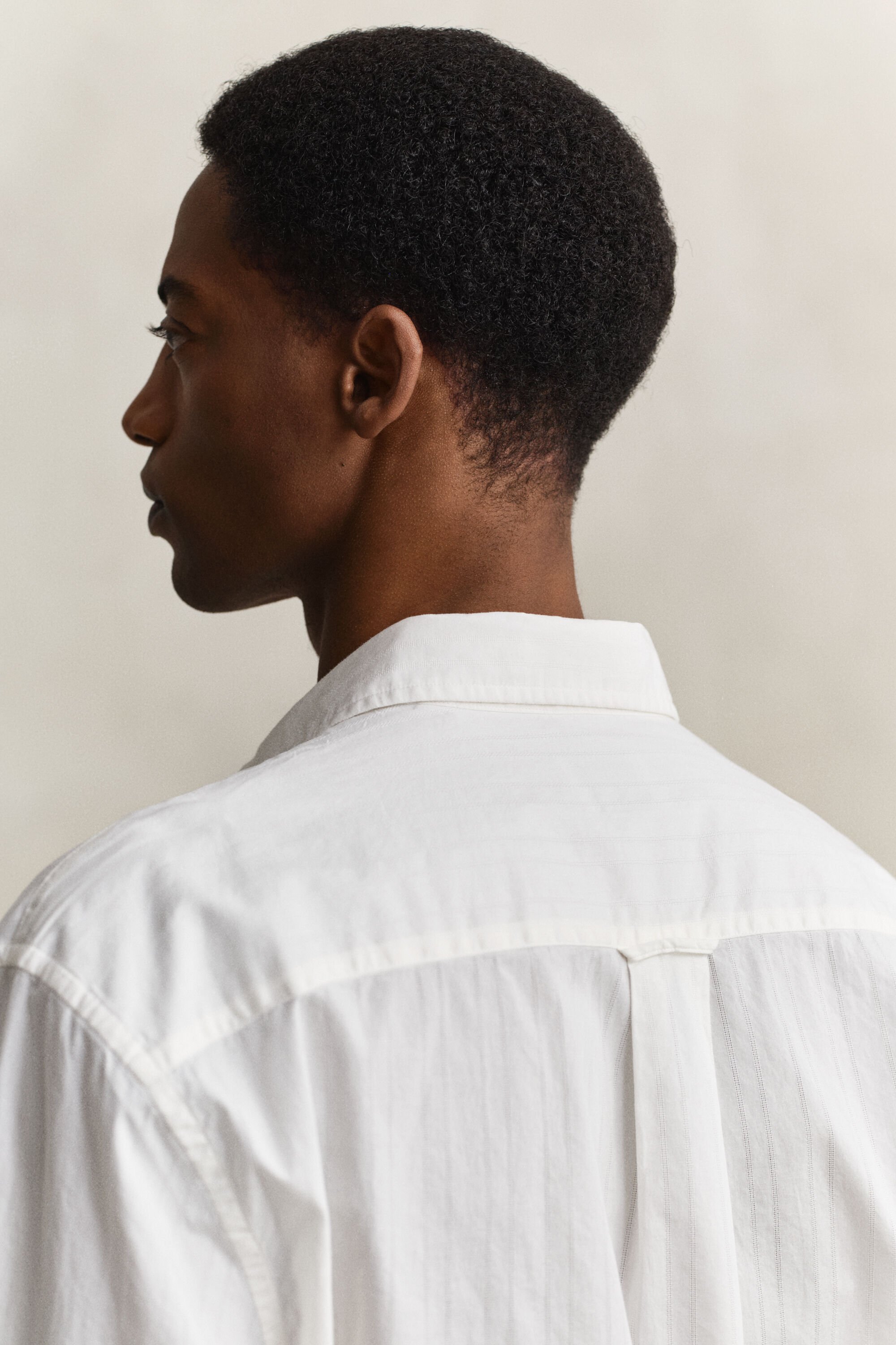 Relaxed fit dobbyvävd randig skjorta