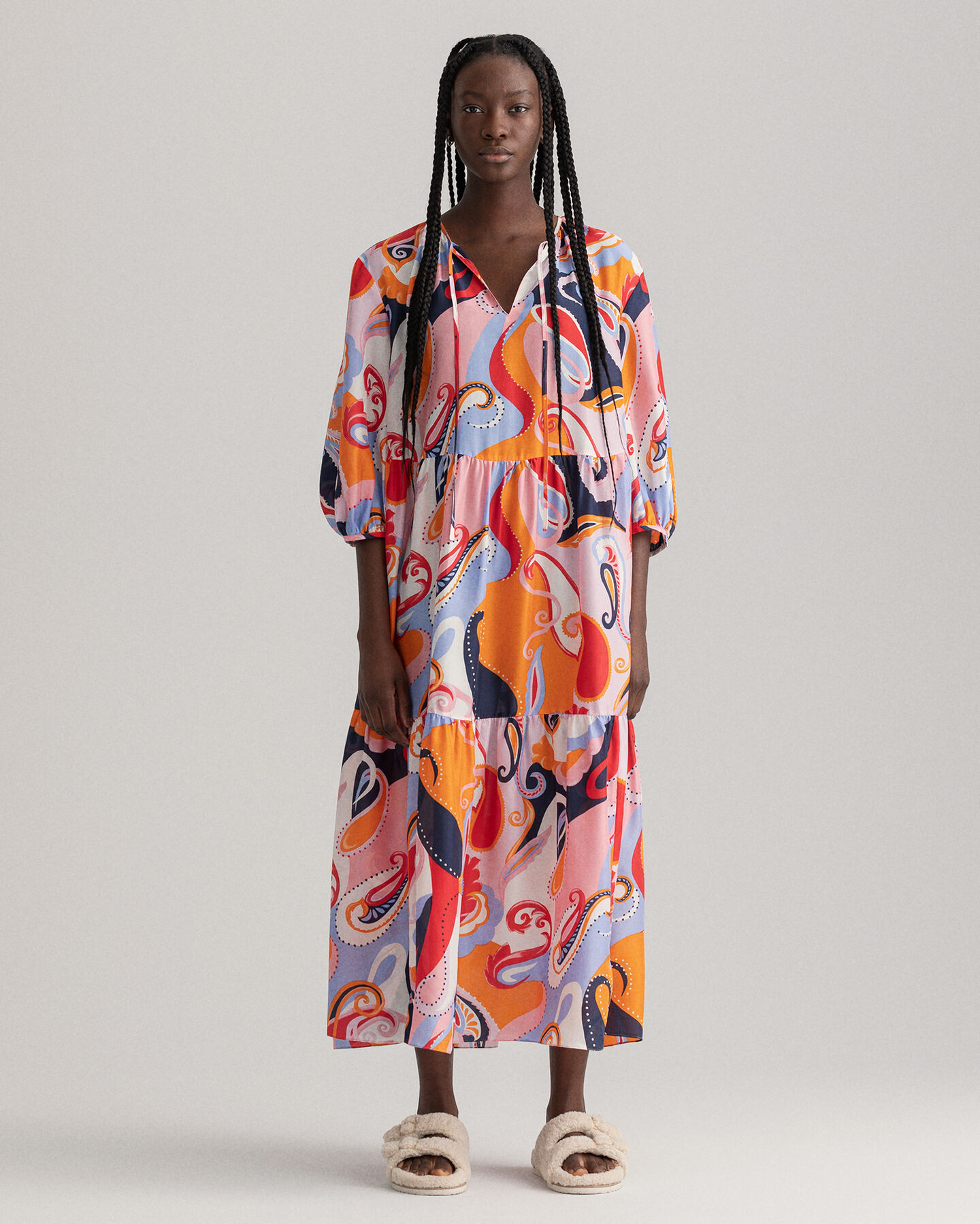 Paisleym&ouml;nstrad sidenkl&auml;nning