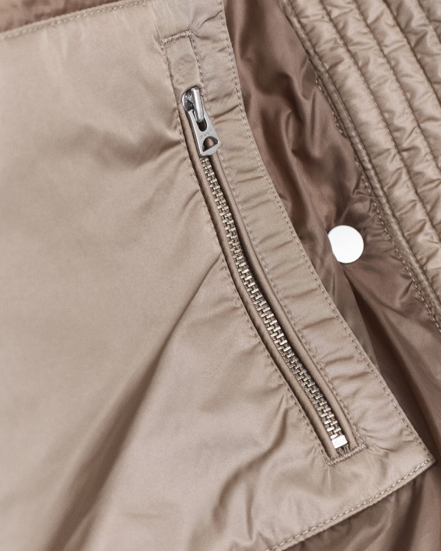 Relaxed fit dunjacka