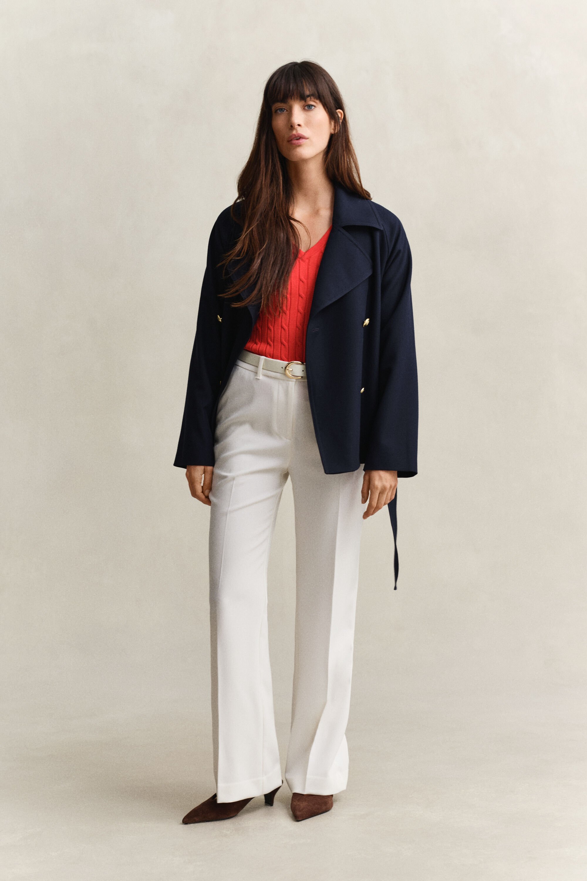 V-ringad kabelstickad tröja