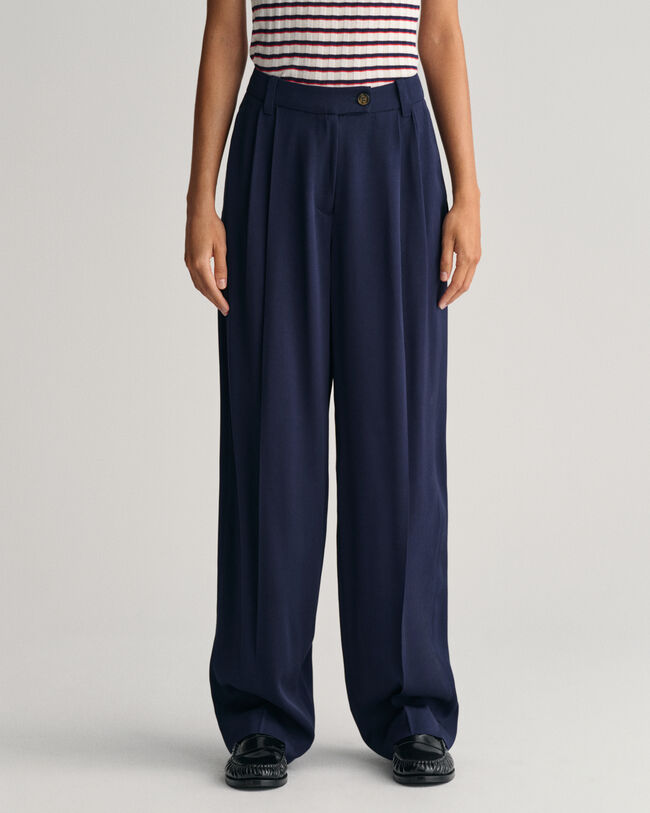 Loose fit chinos med låg midja och vida ben