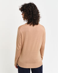 Finstickad tröja med rund hals