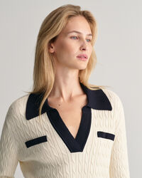 Kabelstickad pikétröja