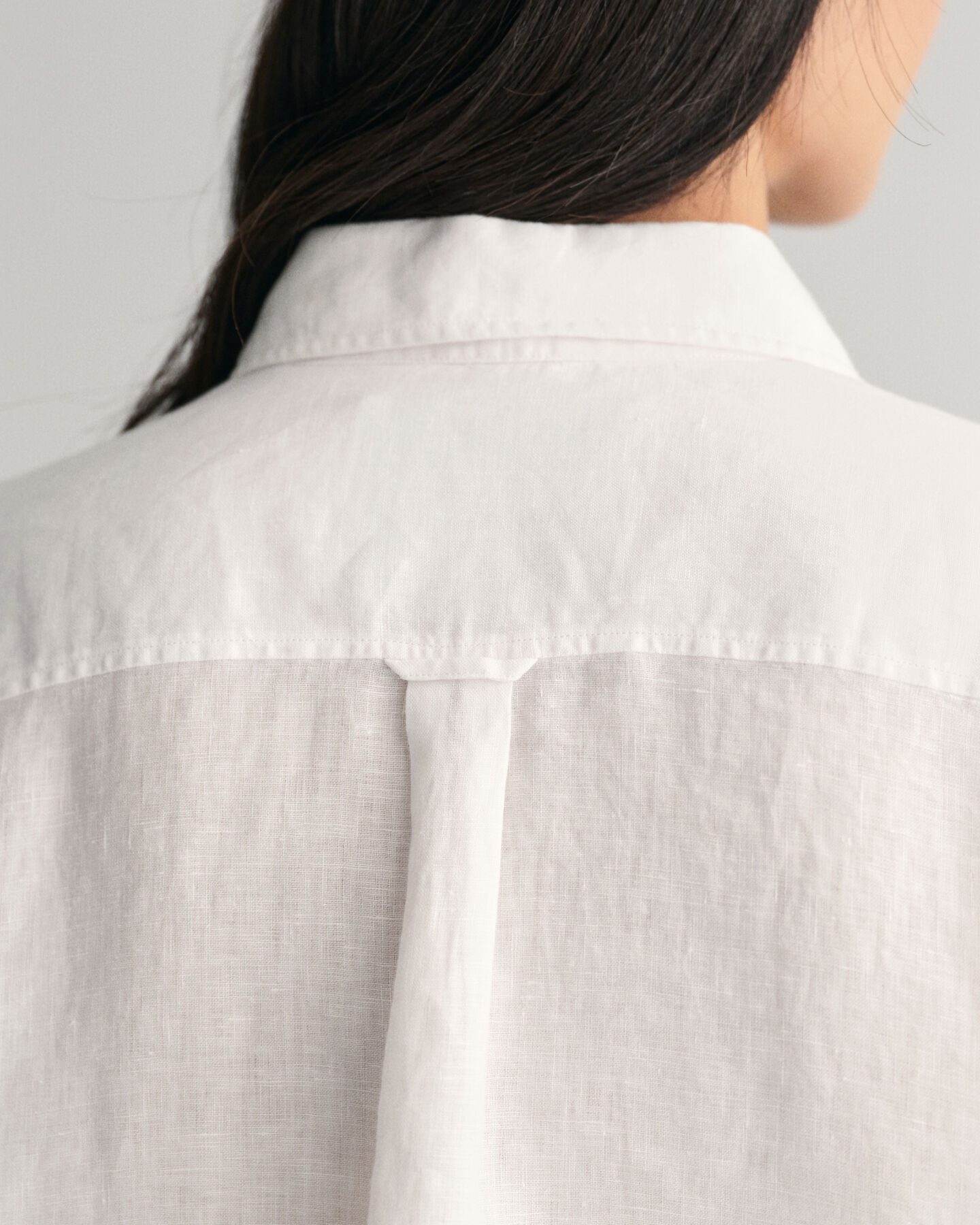 Relaxed fit kort linneskjorta