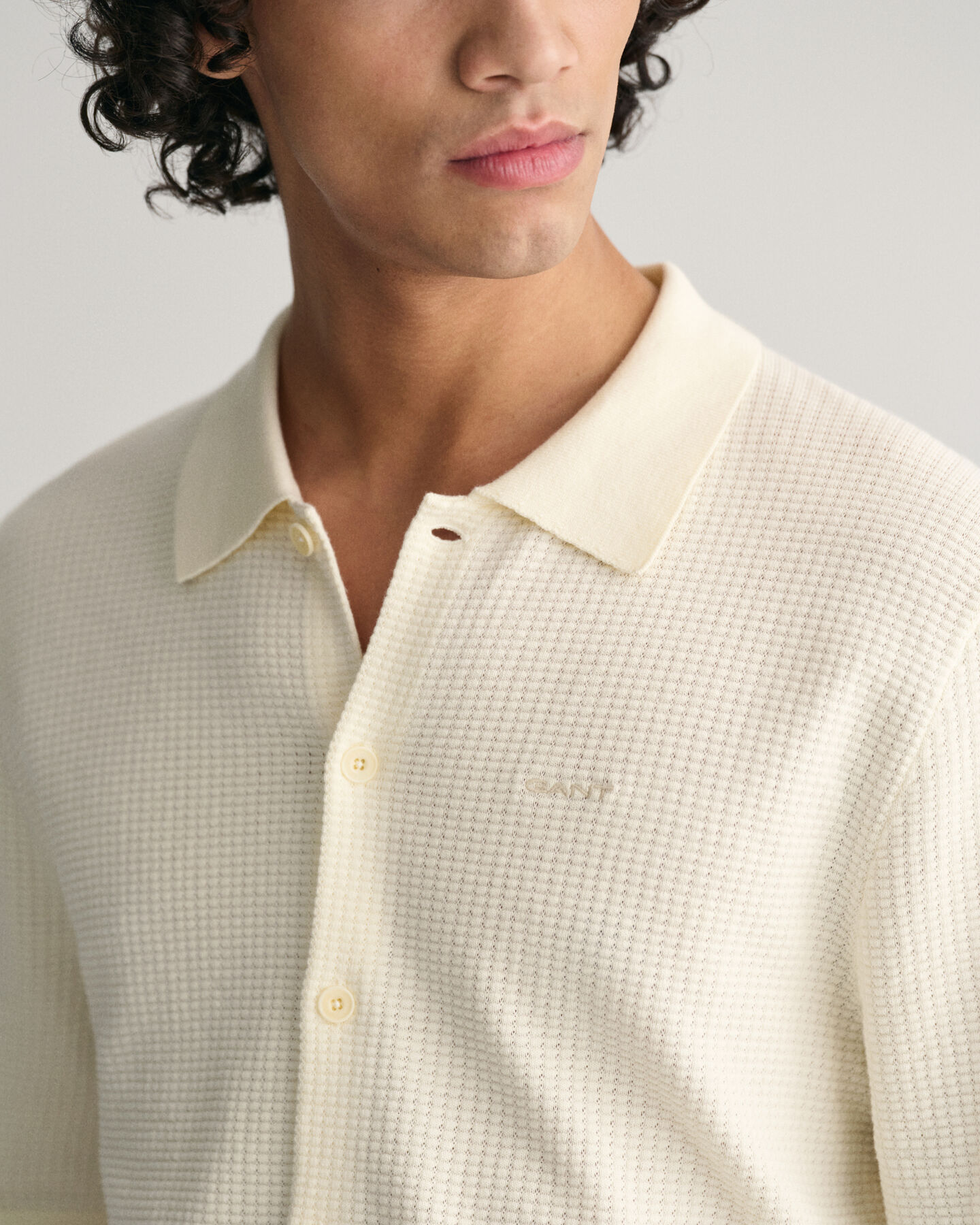 Textured Knit Short Sleeve Shirt