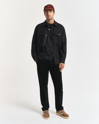 T-shirt med litet märke