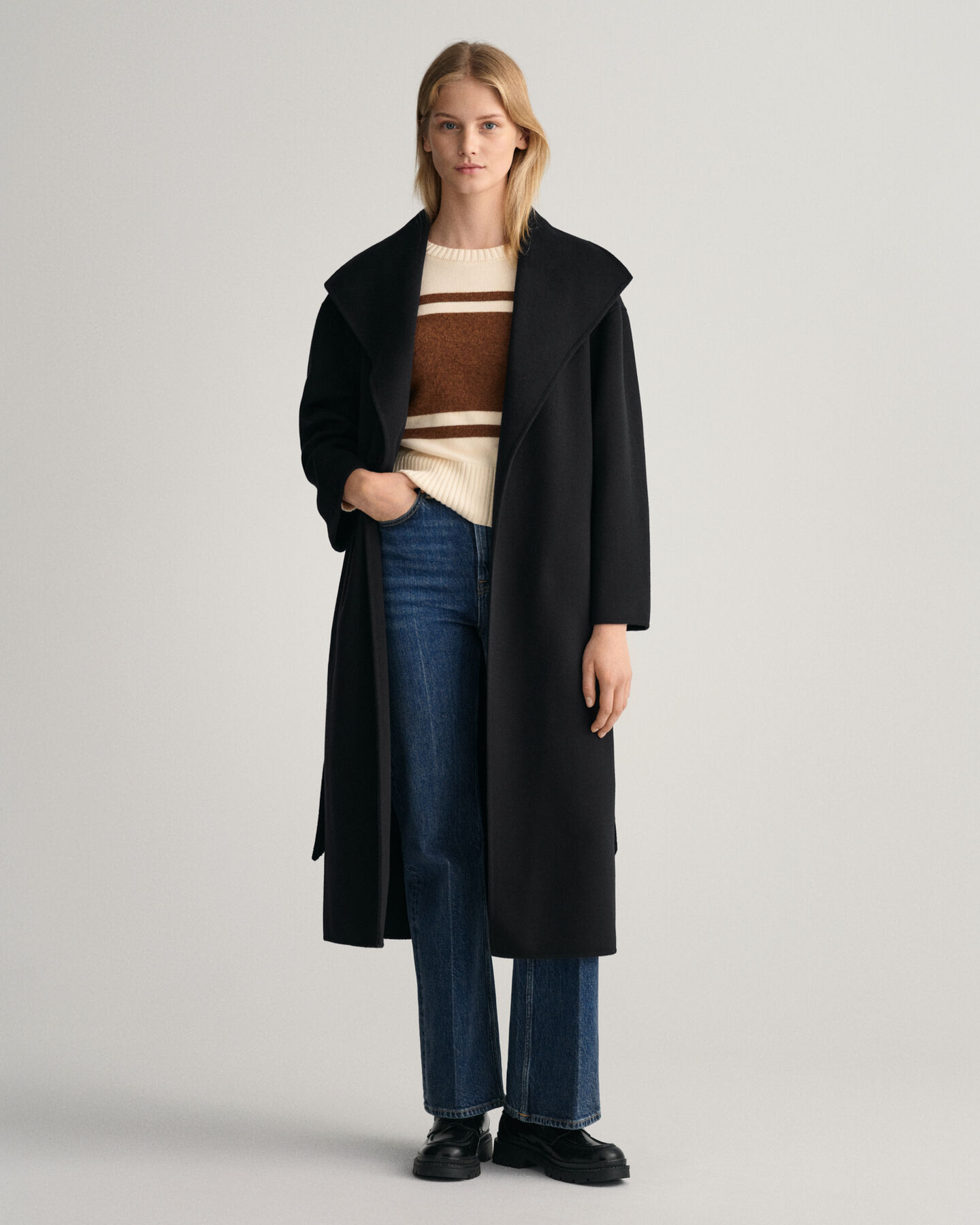 Handsydd kappa med midjeb&auml;lte