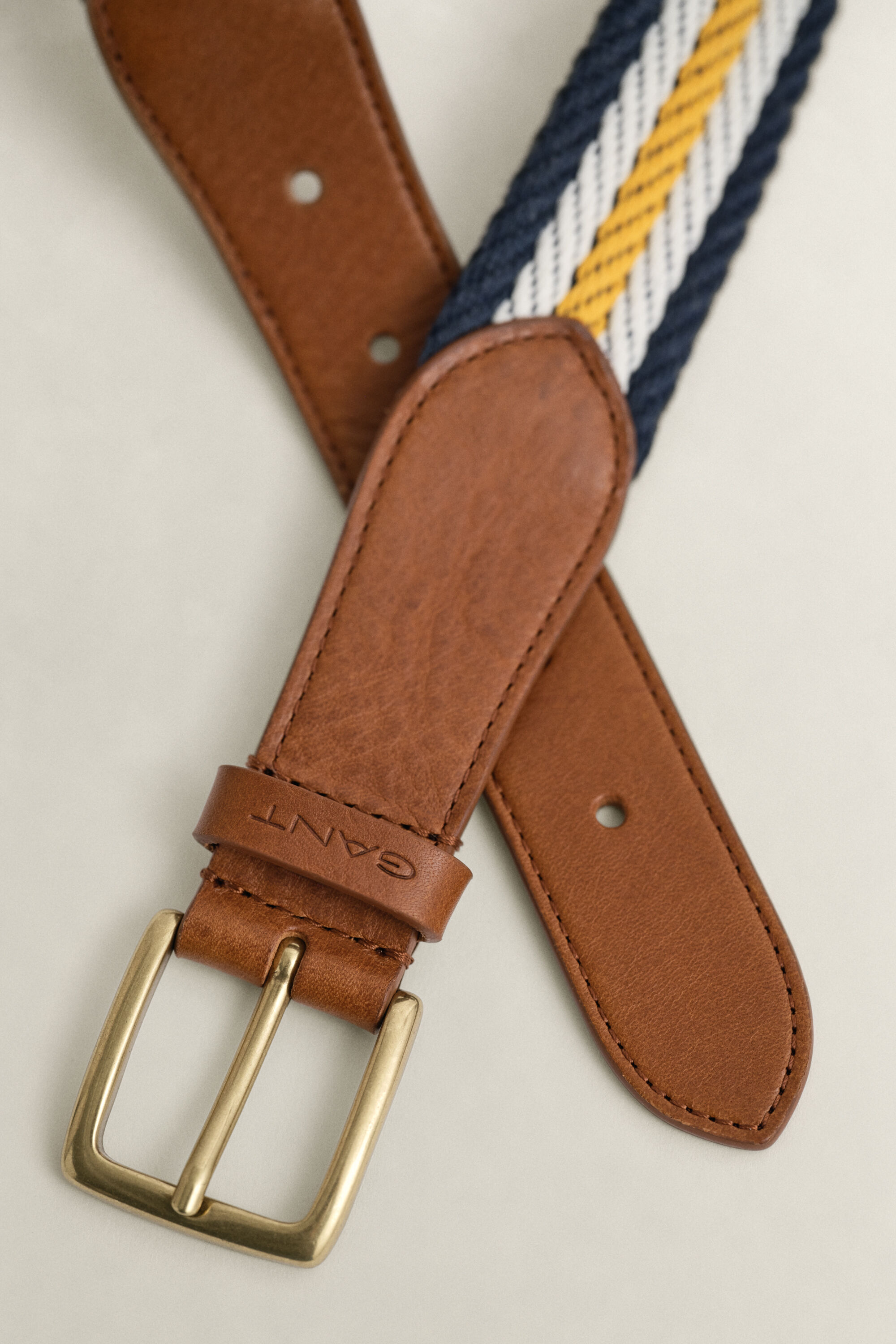 Randigt vävt bälte