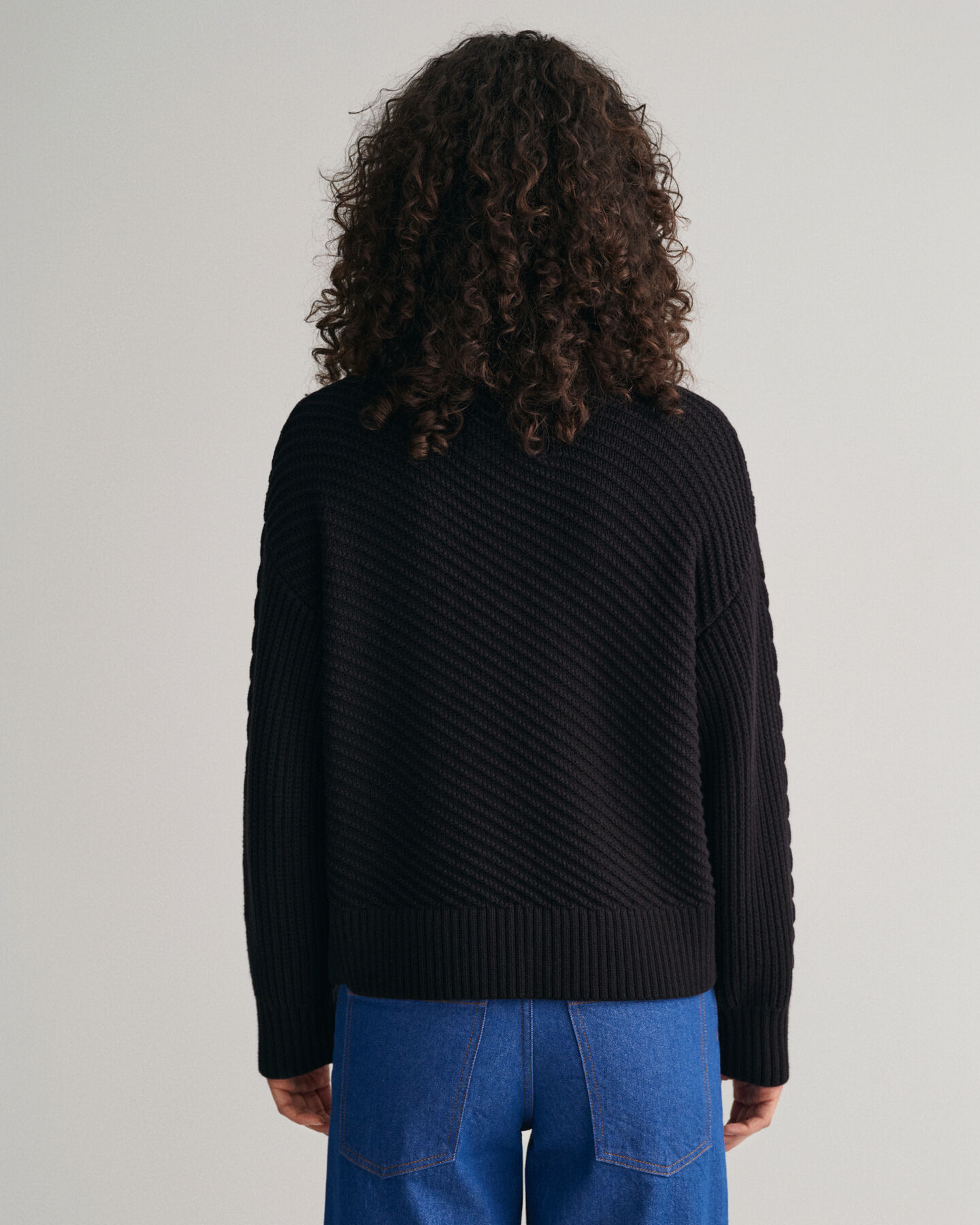 Kabelstickad polotröja med knappar