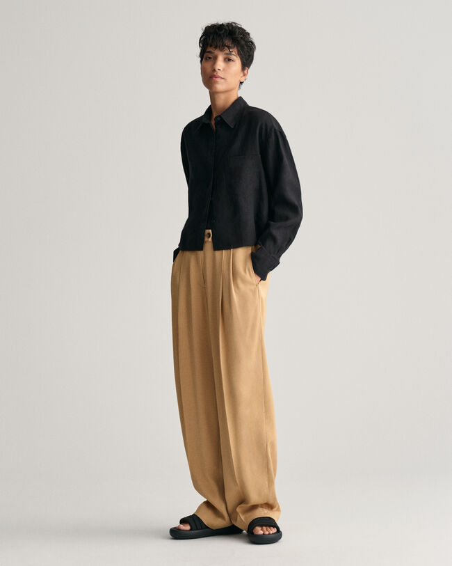 Relaxed fit kort linneskjorta